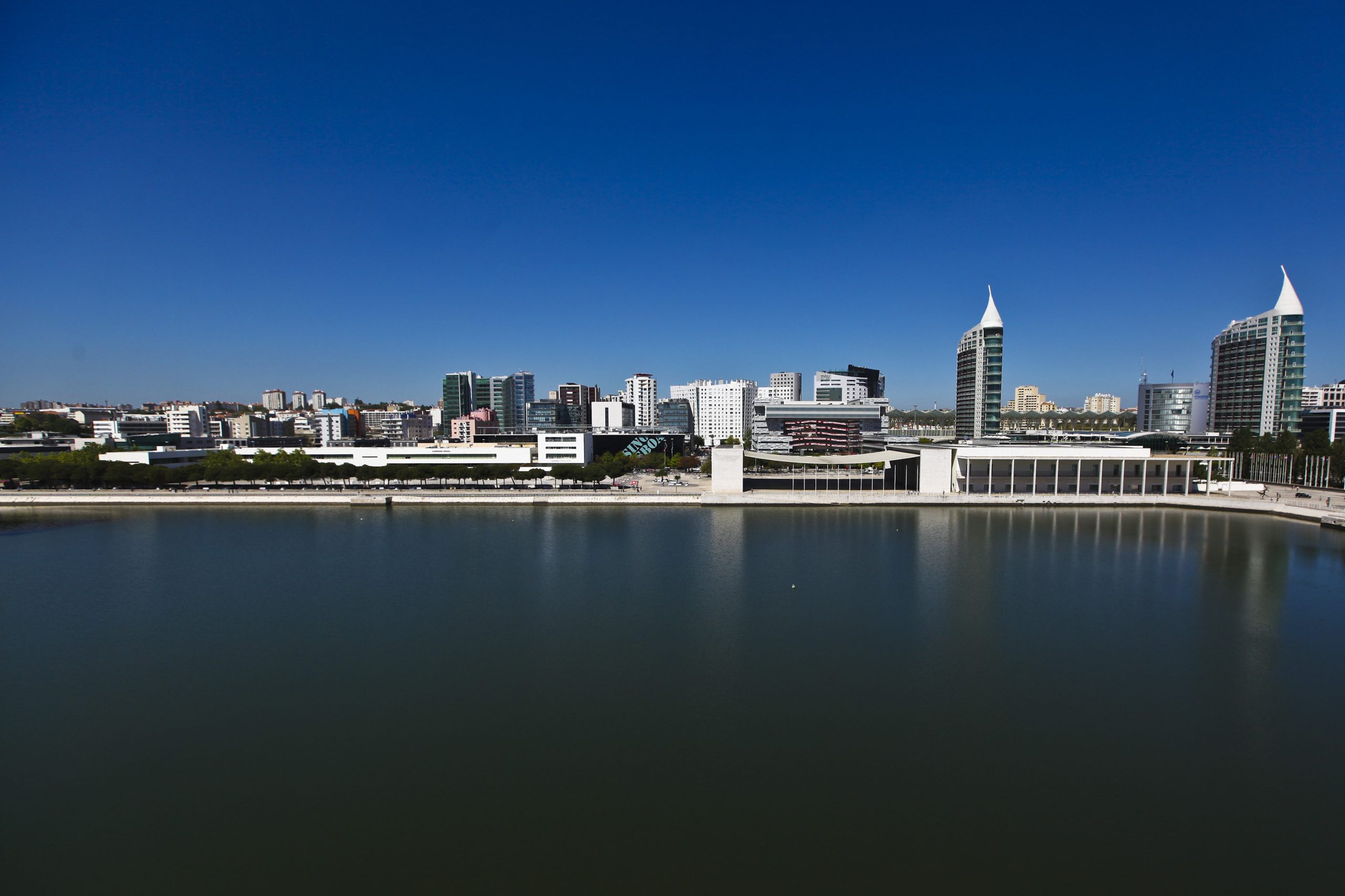 PSP de Lisboa levanta 24 autos de contraordenação em locais de diversão noturna no Parque das Nações
