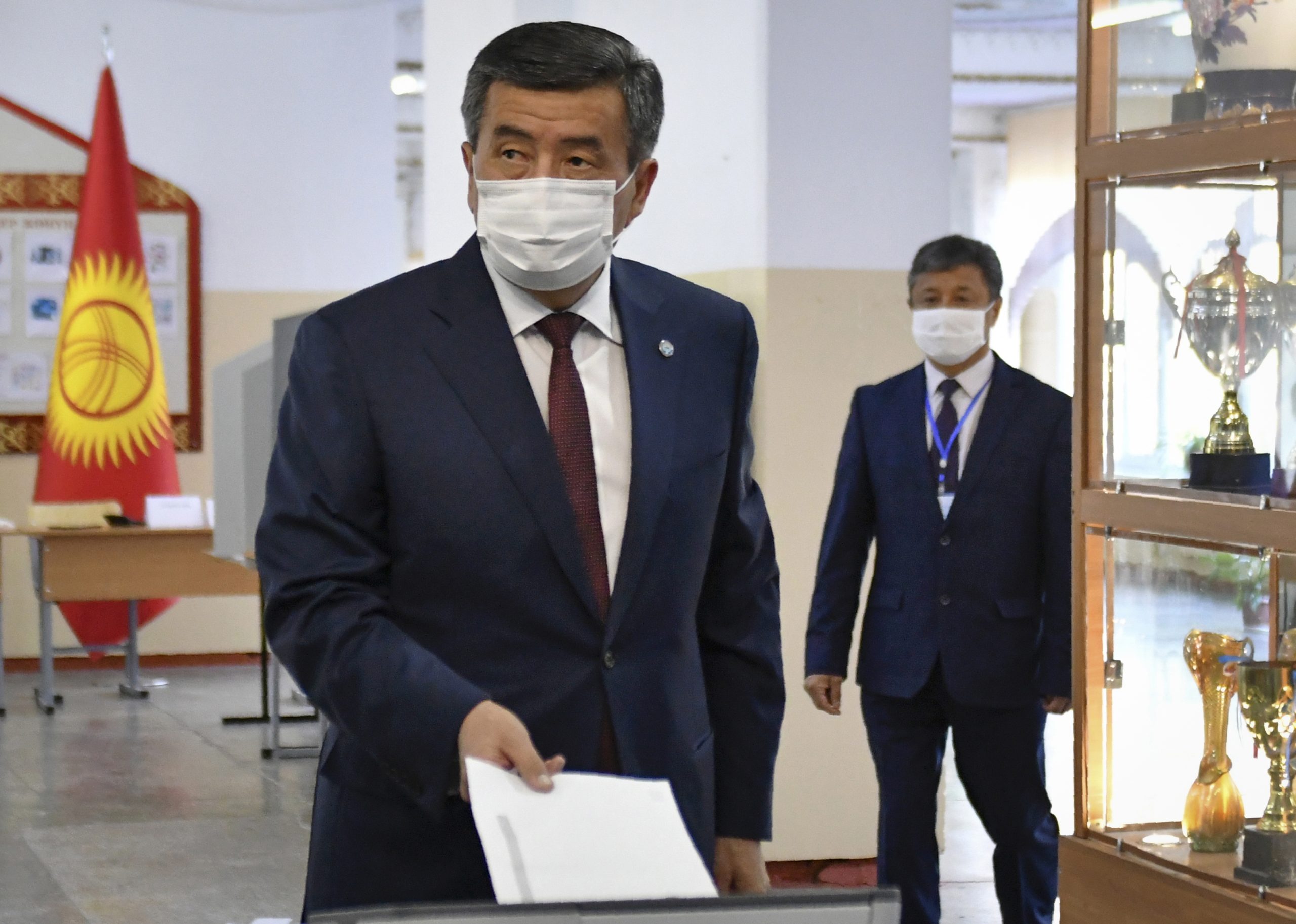 Presidente do Quirguistão anuncia demissão