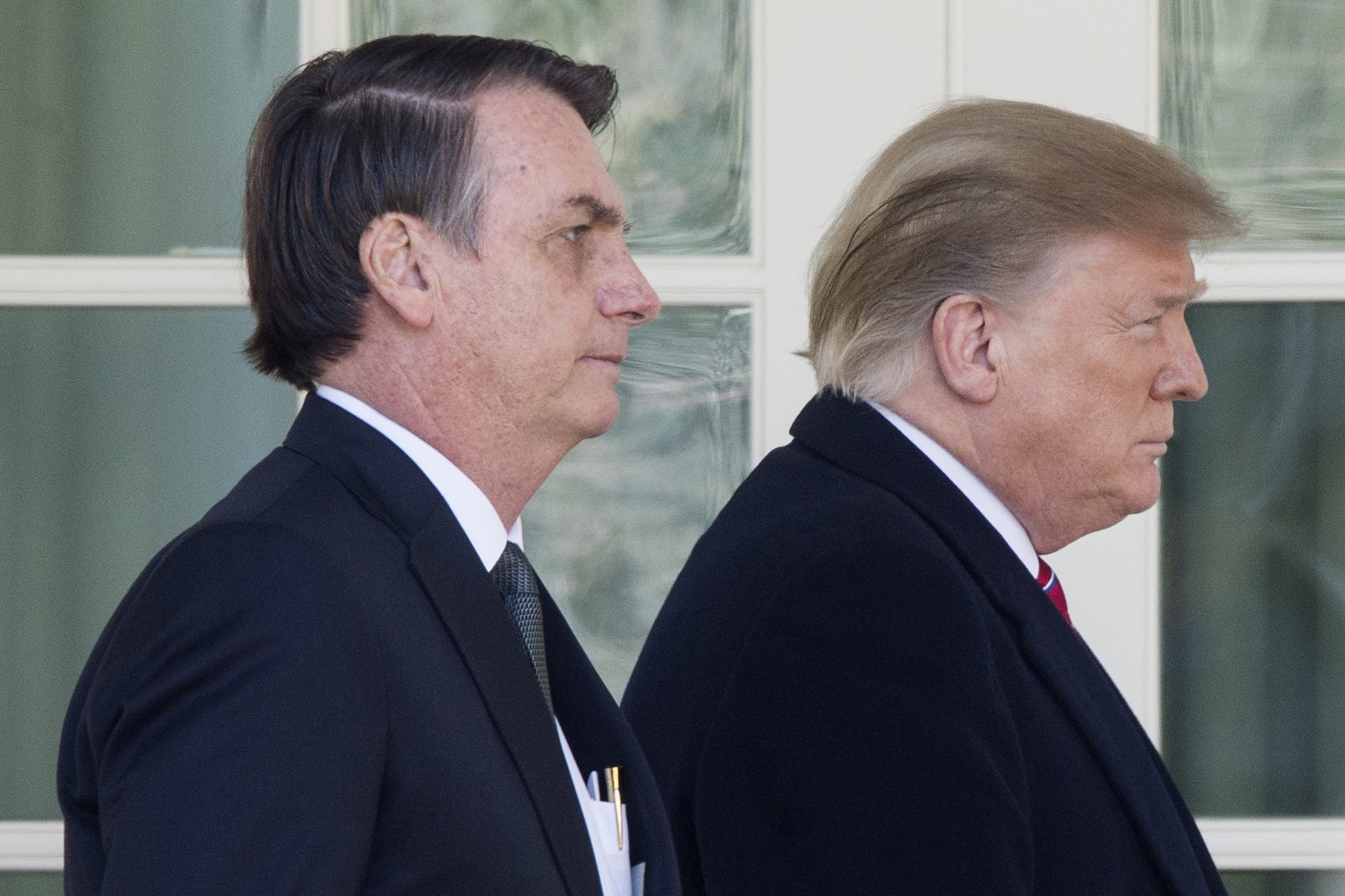 Bolsonaro convida Trump para reunião com países de centro-direita da América do Sul