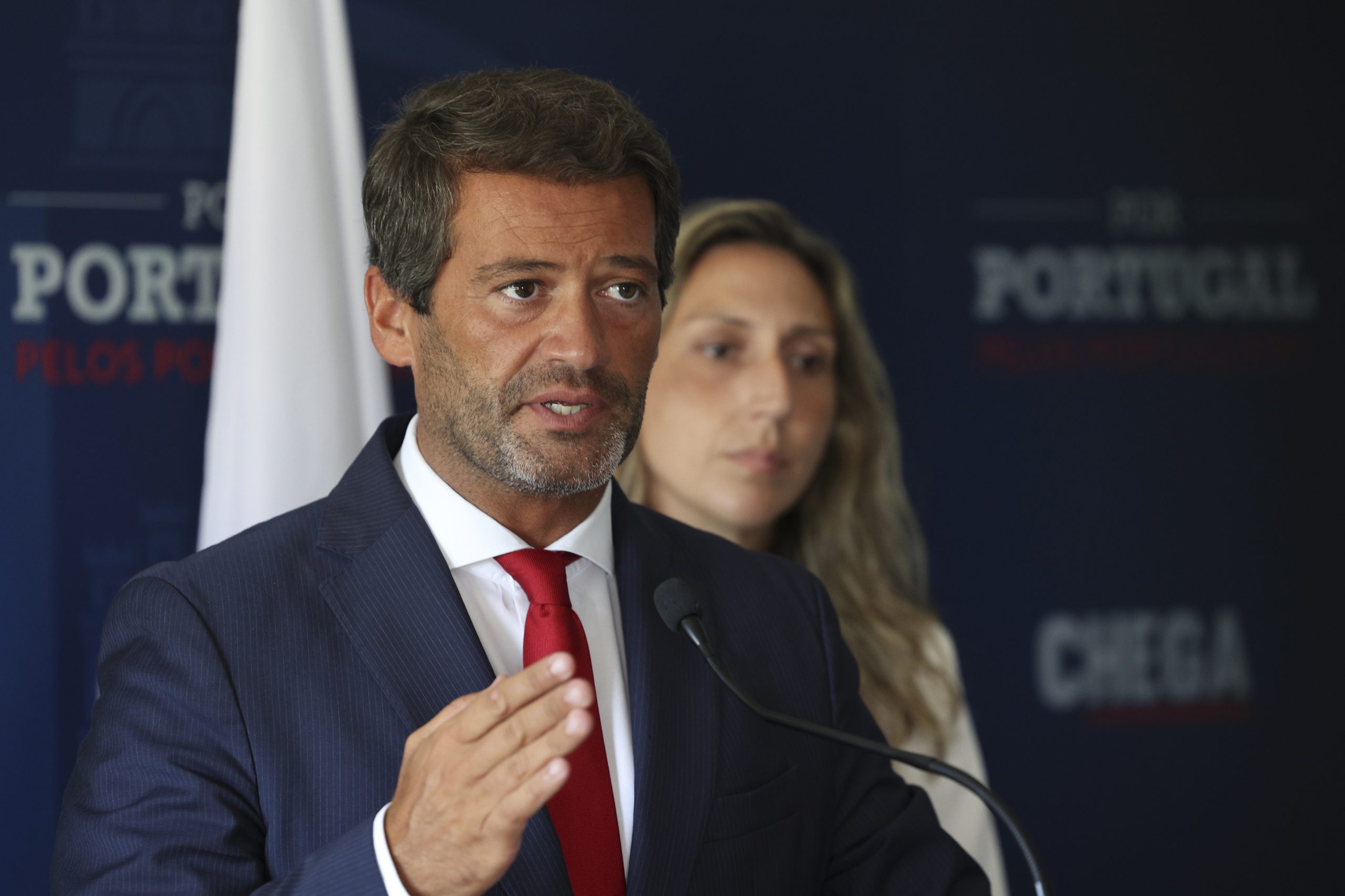 Ventura acusa Costa de não querer esclarecer a comissão de inquérito. Chega vai mandar mais perguntas