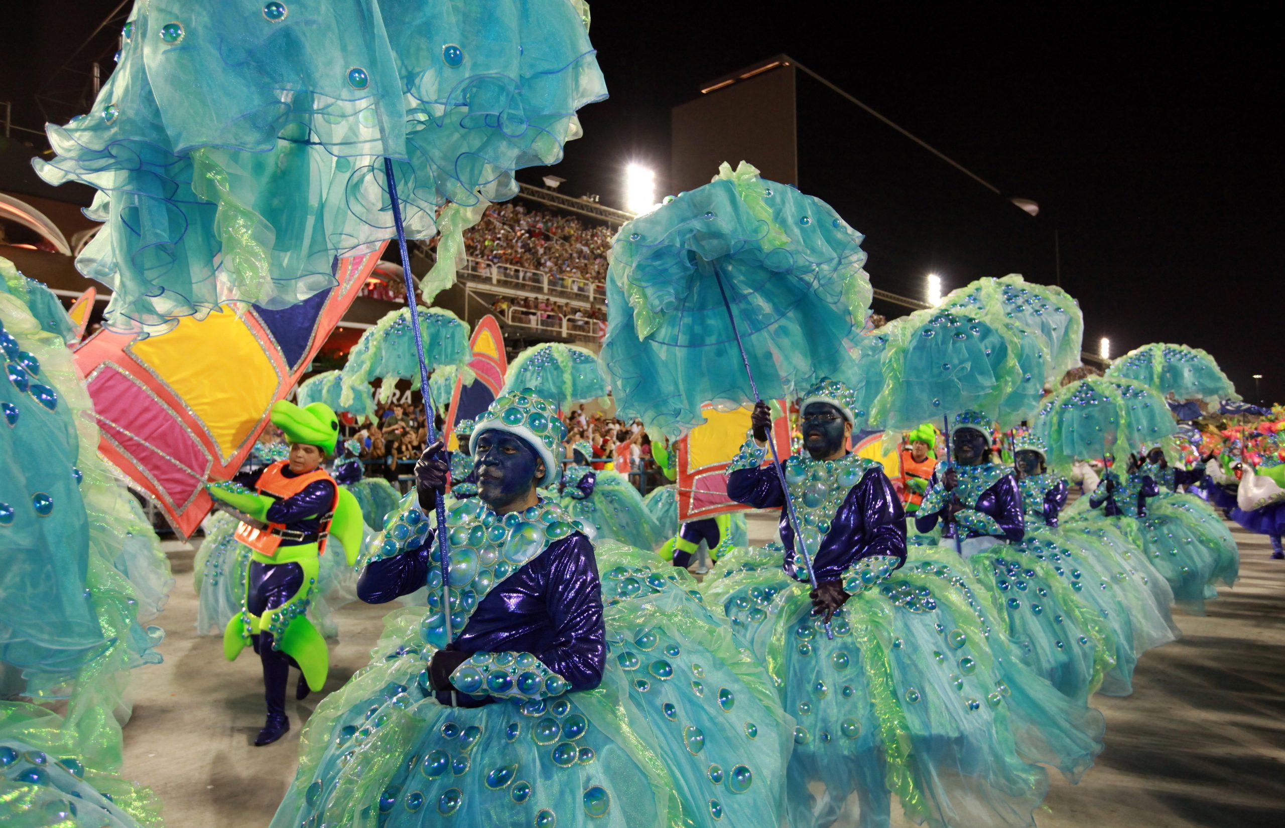 Rio de Janeiro cancela carnaval em julho deste ano e remete para 2022