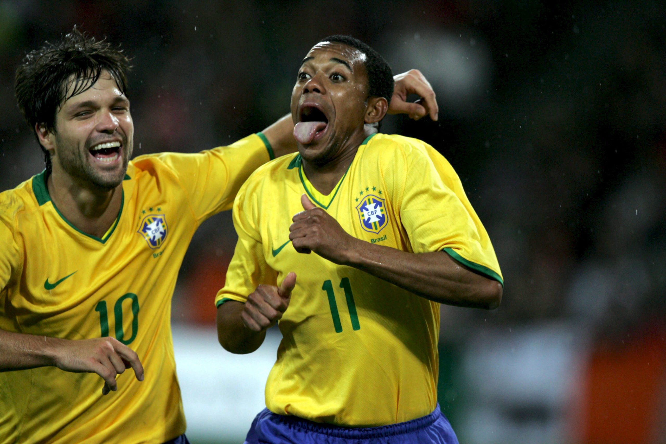 Robinho e Diego voltam à seleção brasileira para homenagear Chapecoense
