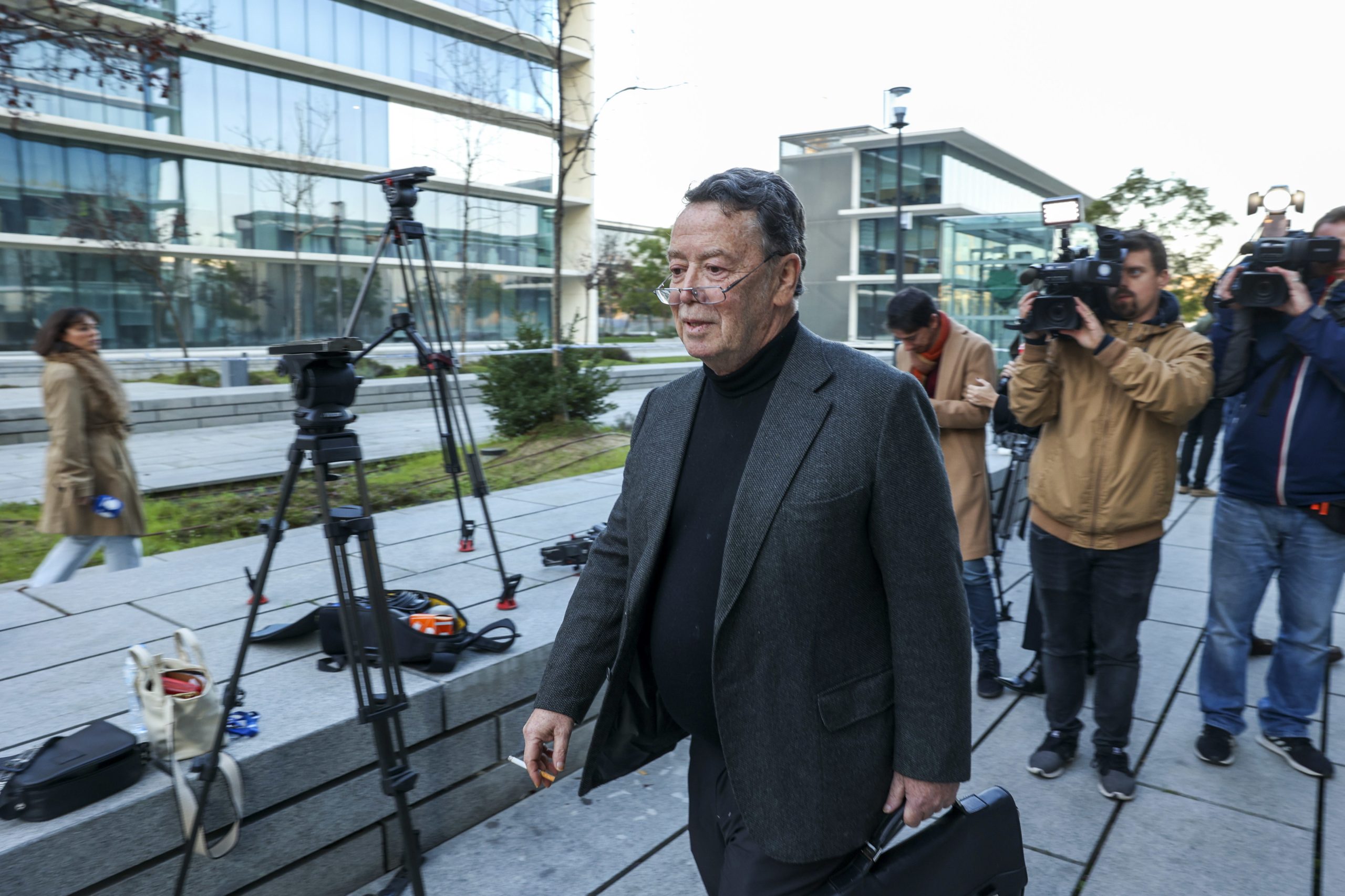 MP pede pelo menos nove anos de pena de prisão para Manuel Pinho no caso EDP