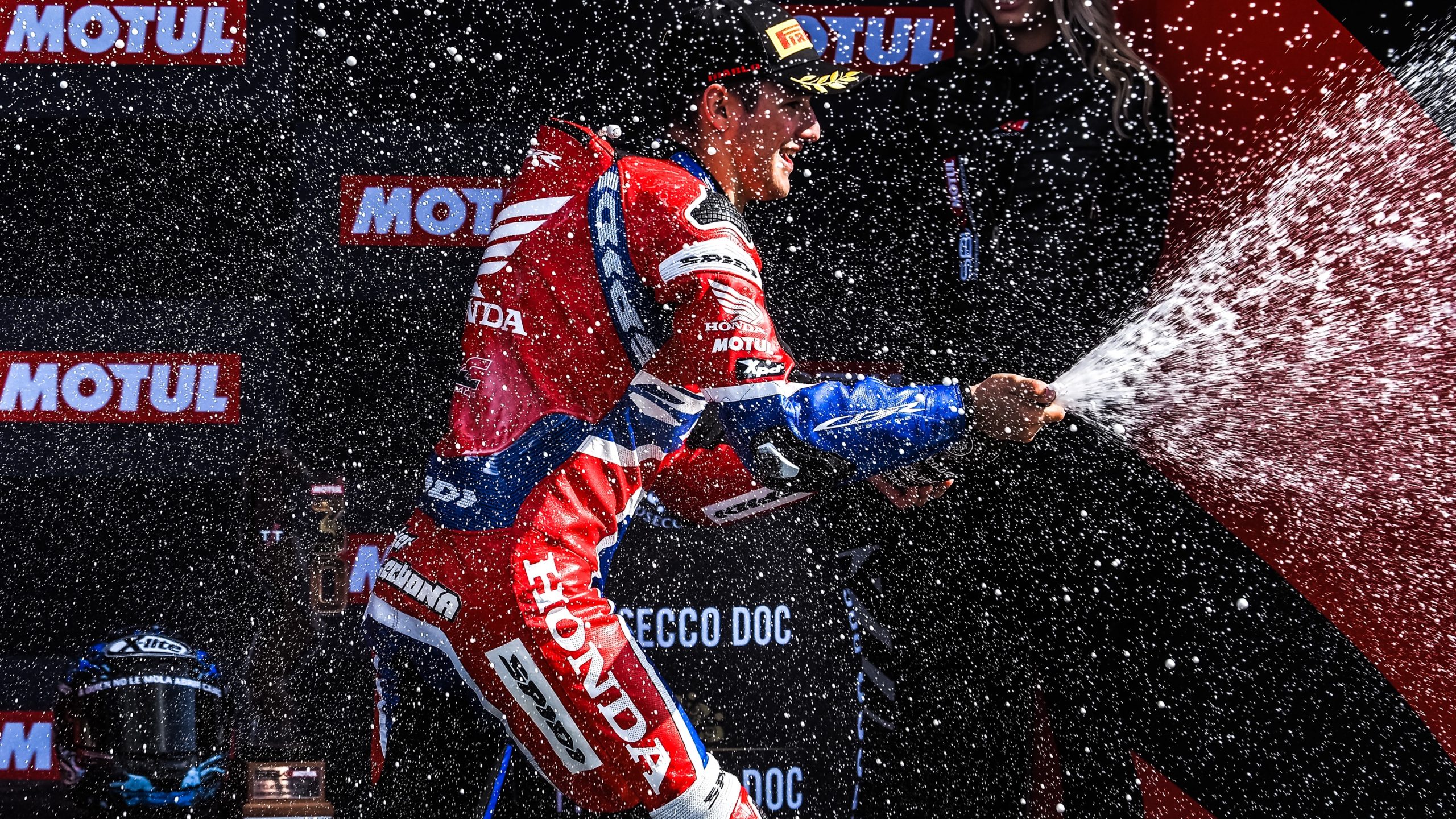 MotoGP: Marc Márquez volta a falhar GP. Honda nomeia Iker Lecuona como substituto