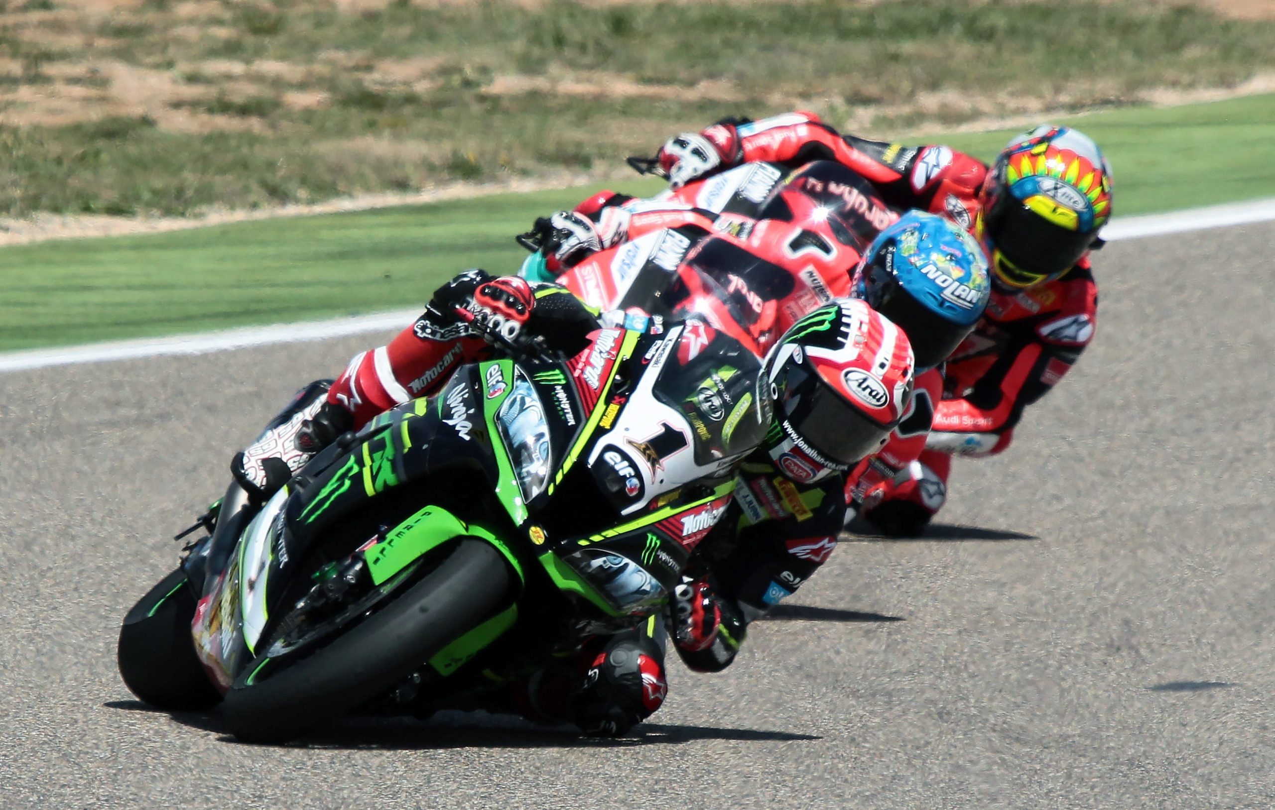 Jonathan Rea vence segunda corrida de Superbike e faz a ‘dobradinha’ em Portimão