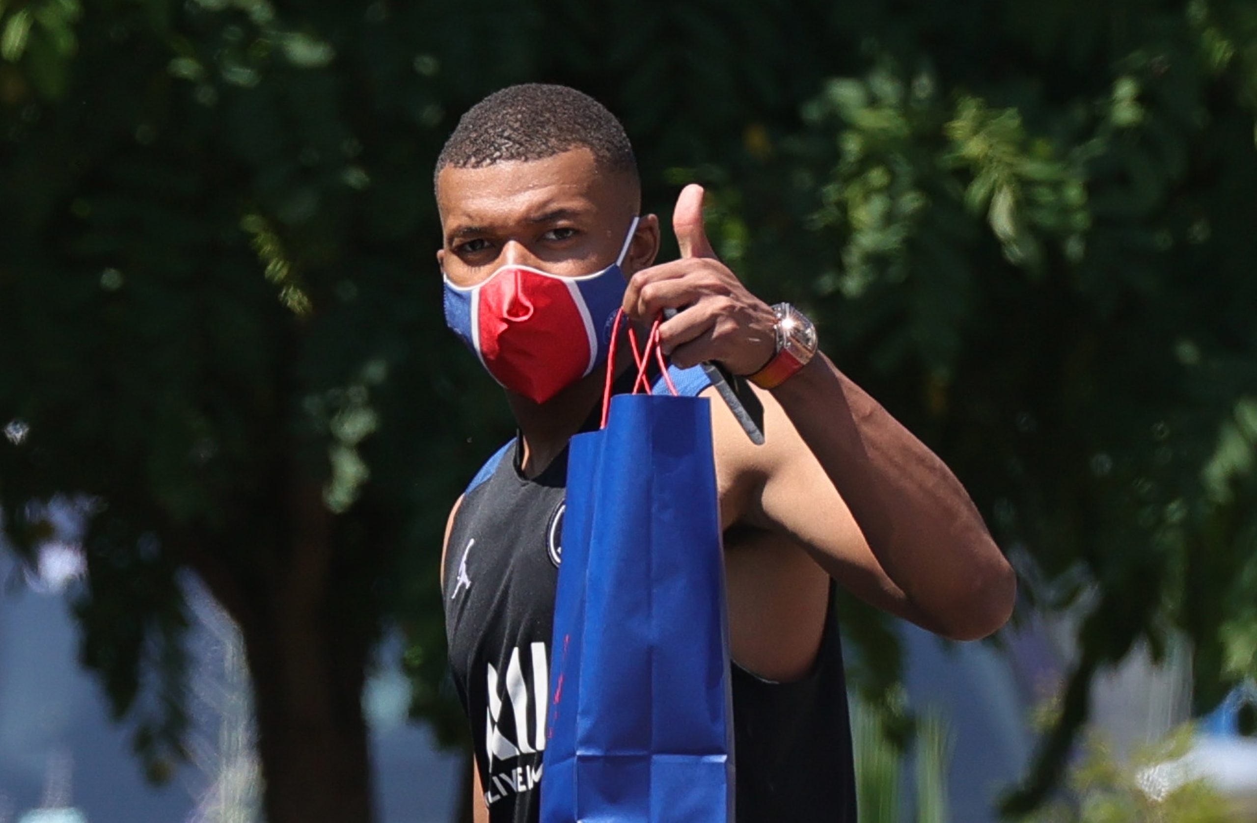 Mbappé regressa e é decisivo em nova vitória do Paris Saint-Germain