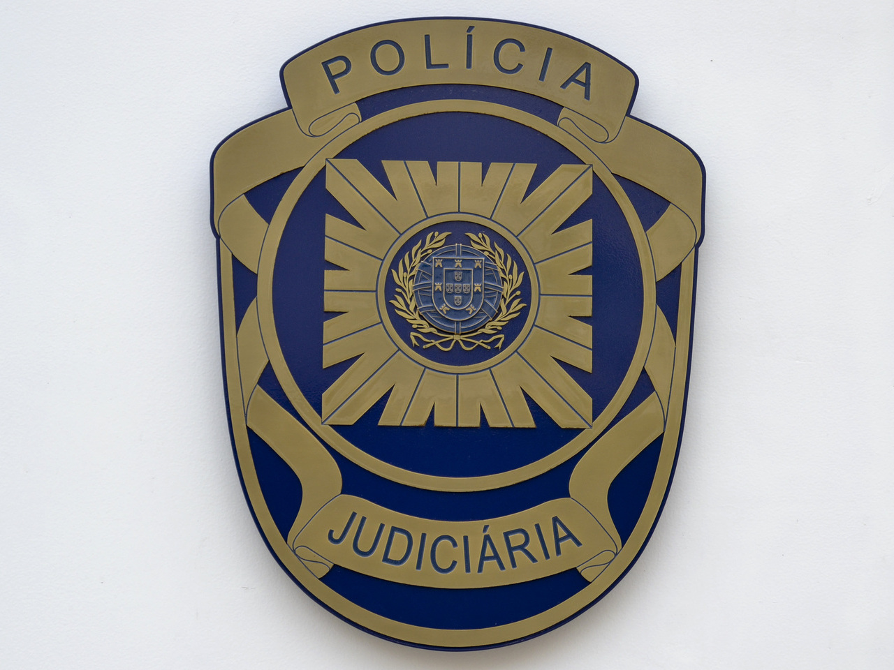 Homem abatido a tiro no Monte da Caparica