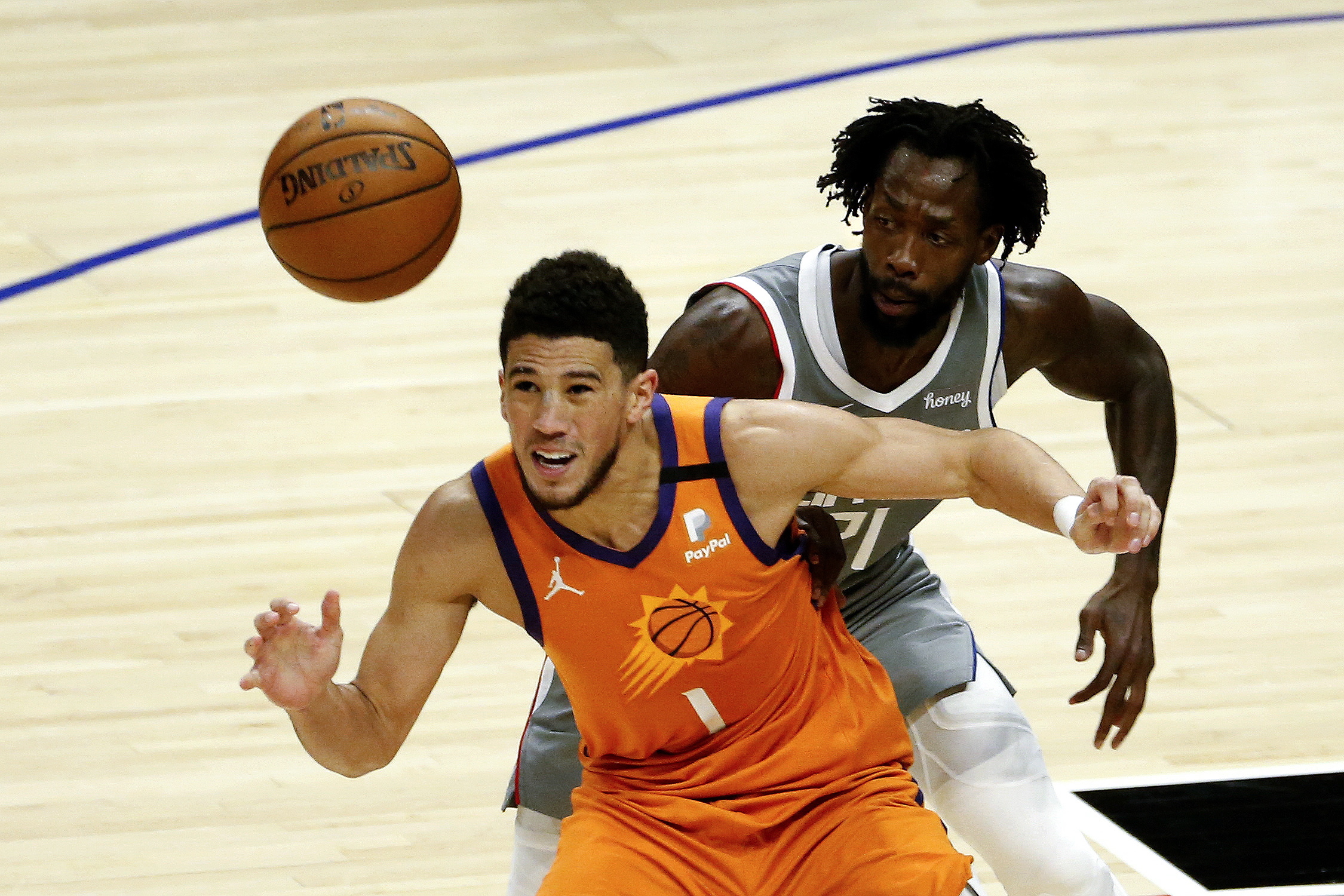 Suns batem Clippers e apuram-se pela terceira vez para a final da NBA