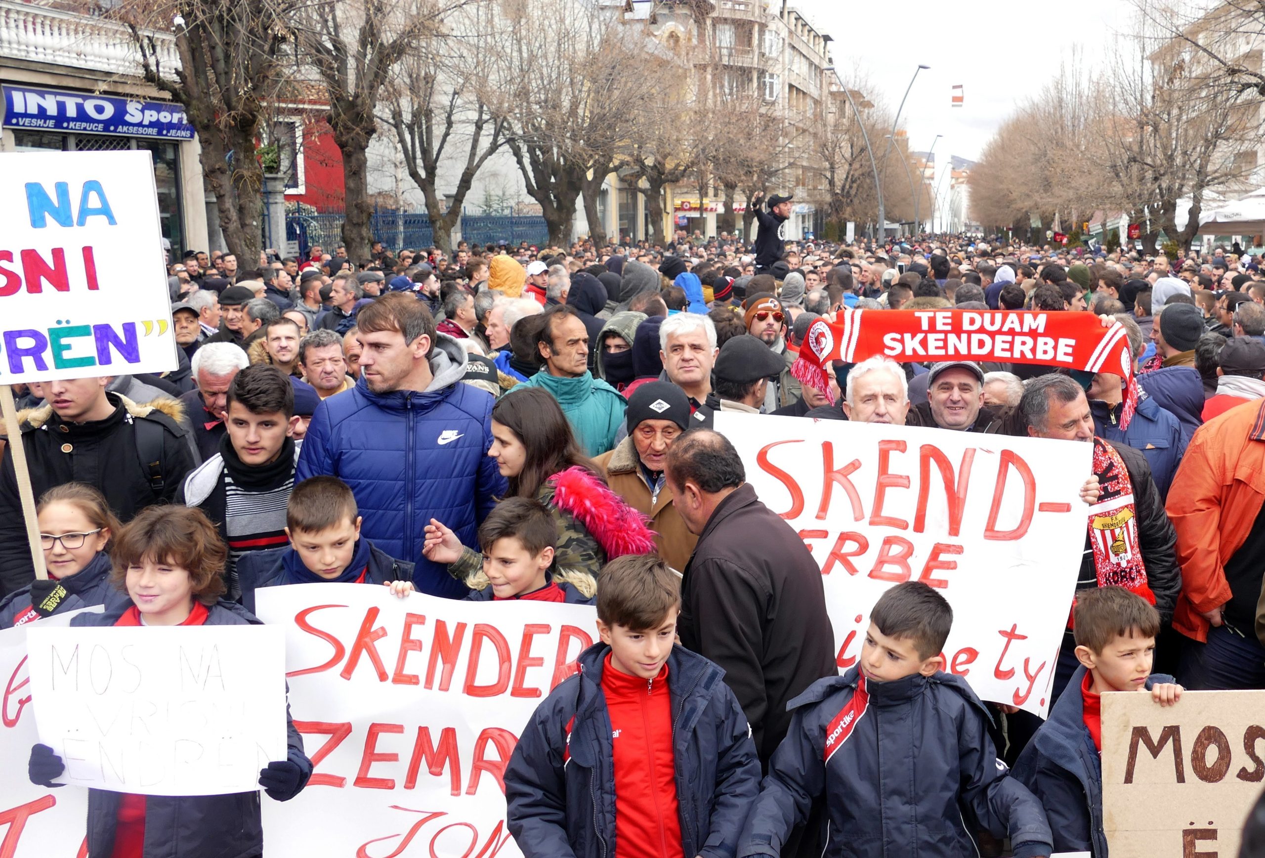 Skenderbeu recorre de sanção sem precedentes e fala em “sistema podre e corrupto”
