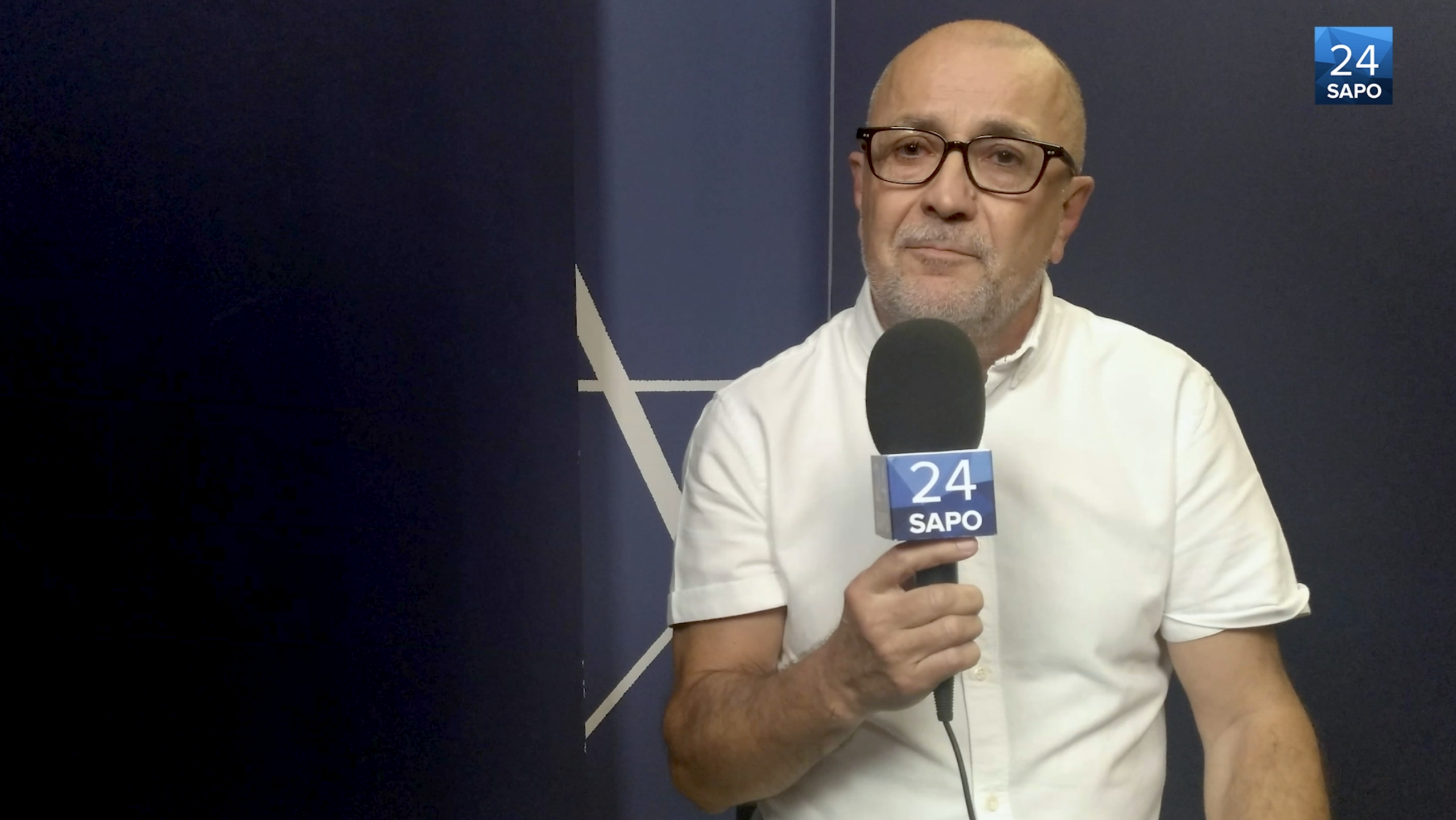 Manuel S. Fonseca: “Se fosse primeiro-ministro daria um cheque-livro aos portugueses, restaurando a força das livrarias e dando ao livro o lugar que ele merece em Portugal”