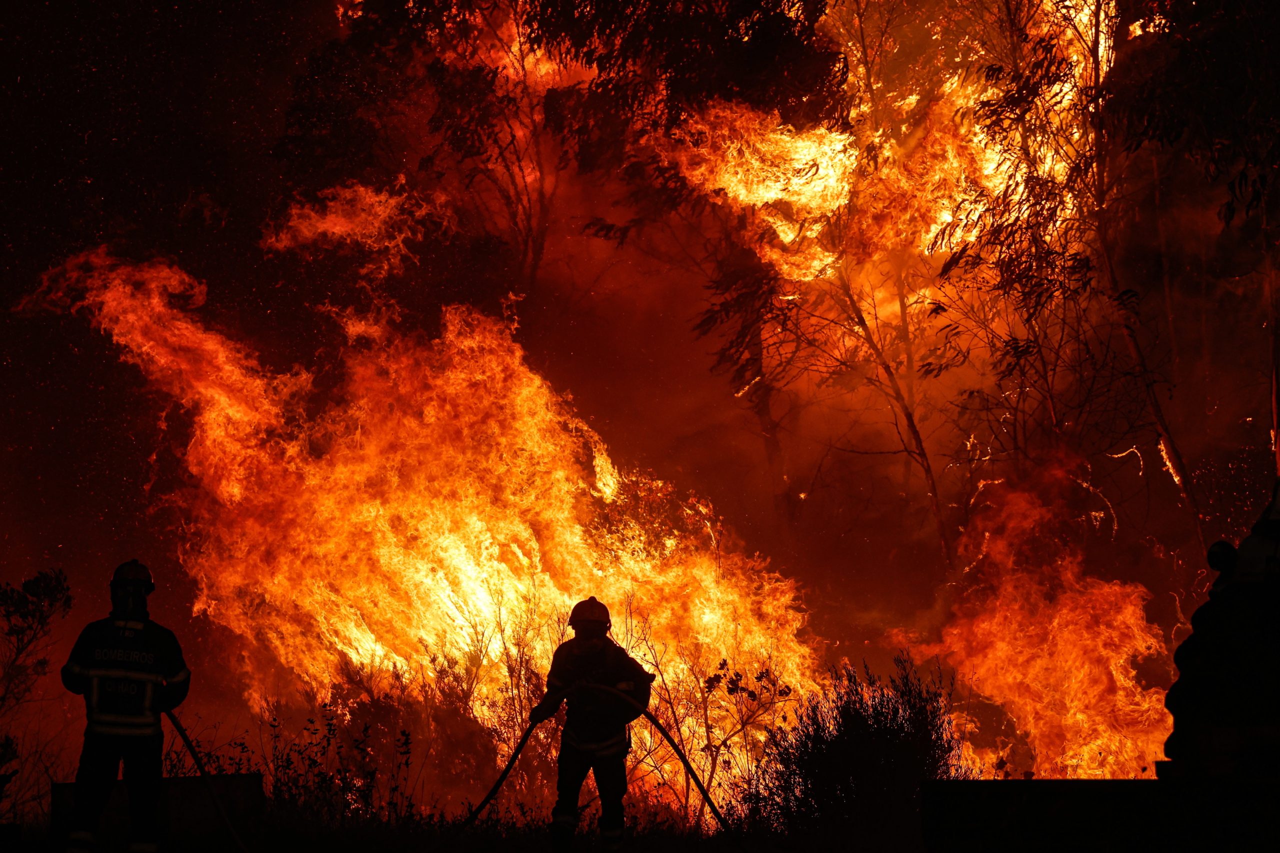 Incêndios: Fogo de Odemira motivou deslocação de 1.400 pessoas