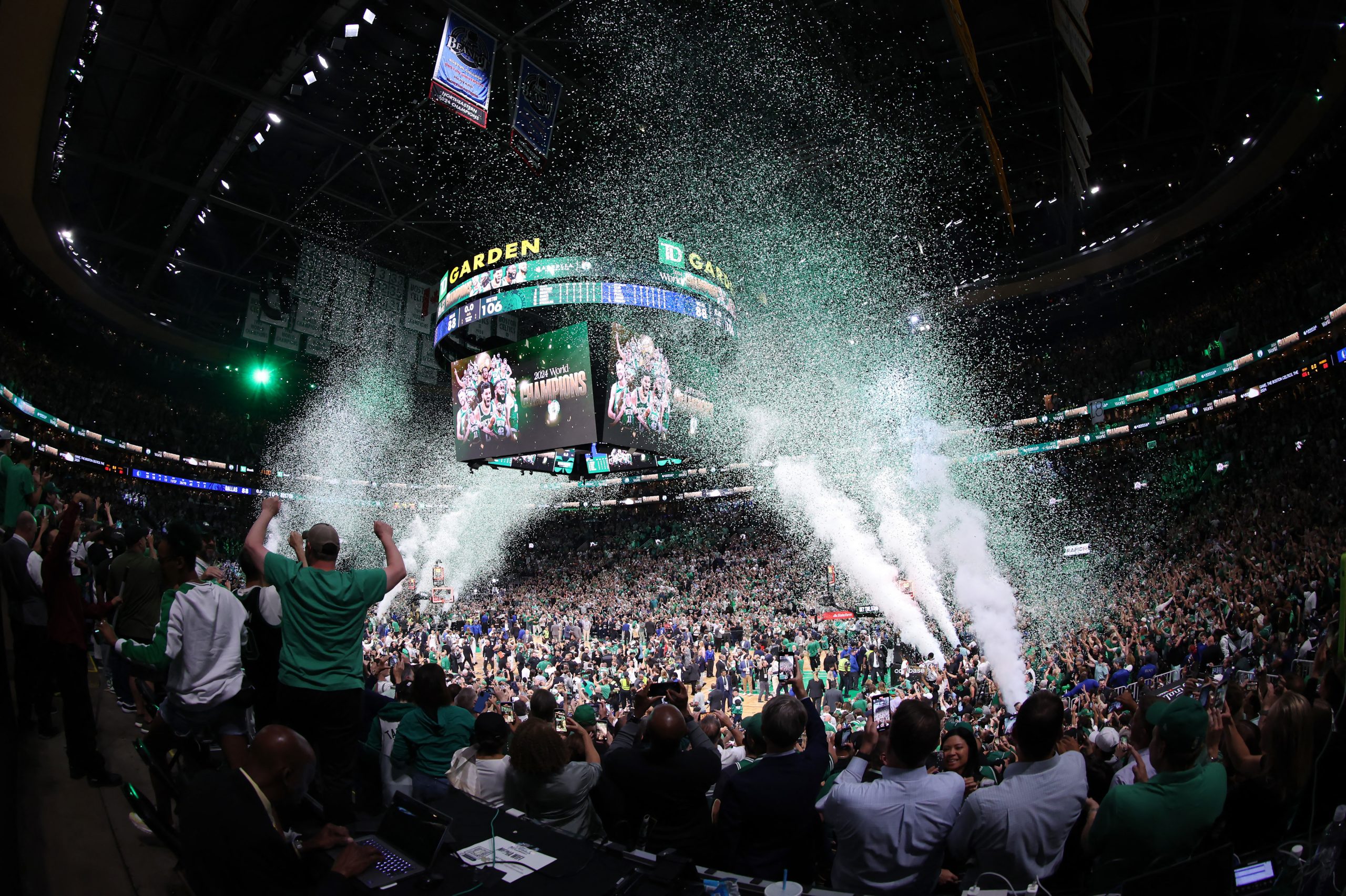 Boston Celtics de Neemias Queta campeões da NBA pela 18.ª vez ao baterem ‘Mavs’ no quinto jogo