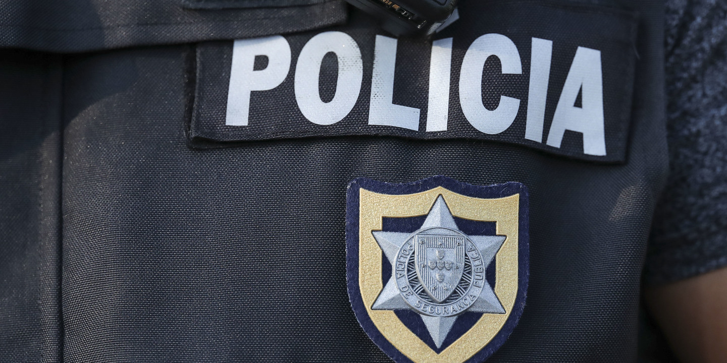PSP detém dois jovens no Aeroporto de Faro por suspeita de falsificação de documentos