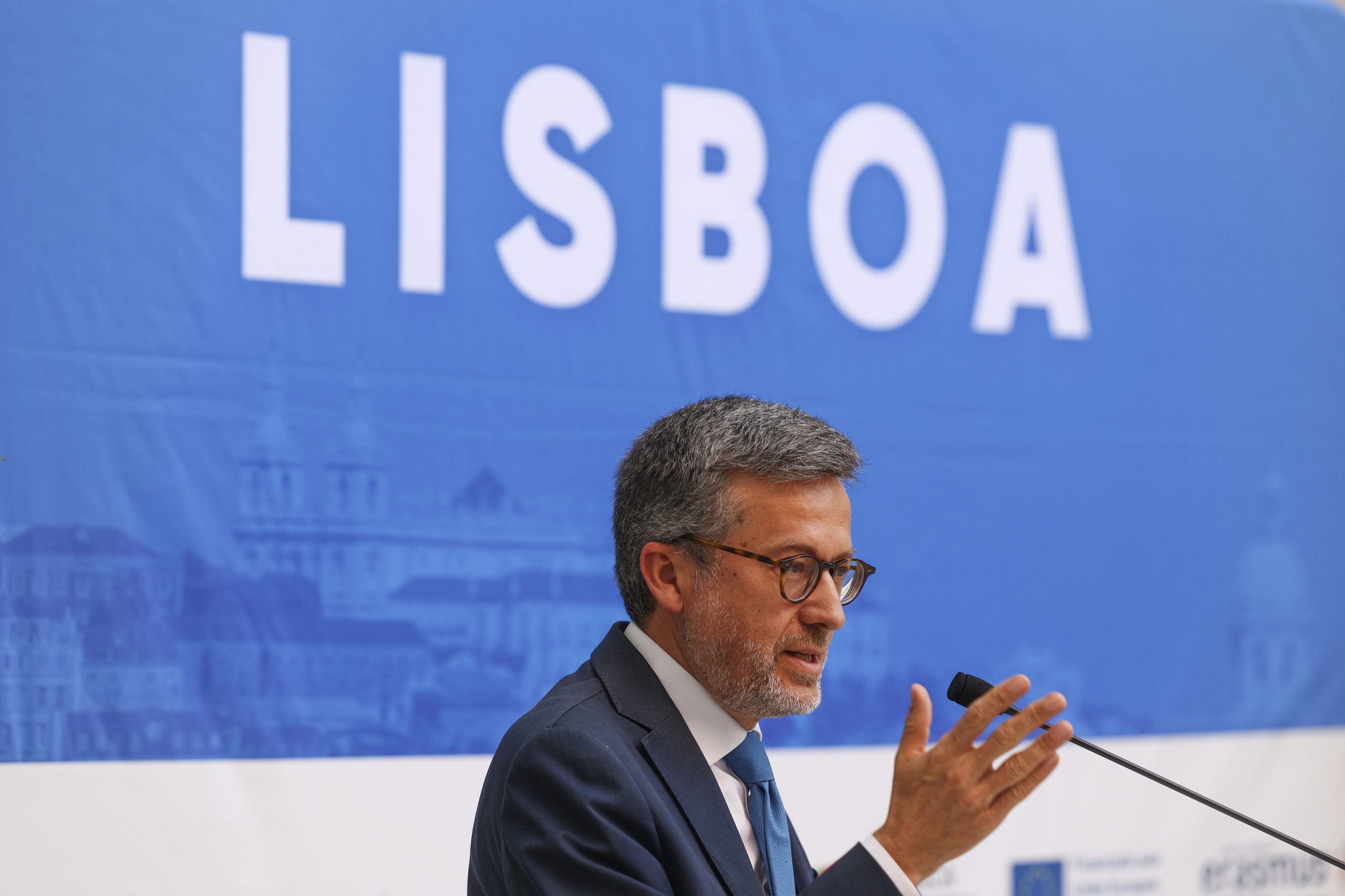 Parques de estacionamento à entrada de Lisboa “em breve” gratuitos com Navegante
