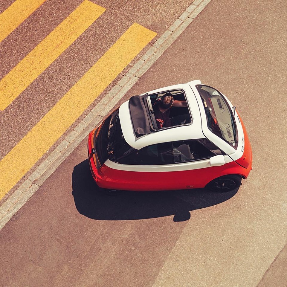 Microlino. Os carros modernos têm demasiados botões, por isso o “bubble car” está de volta
