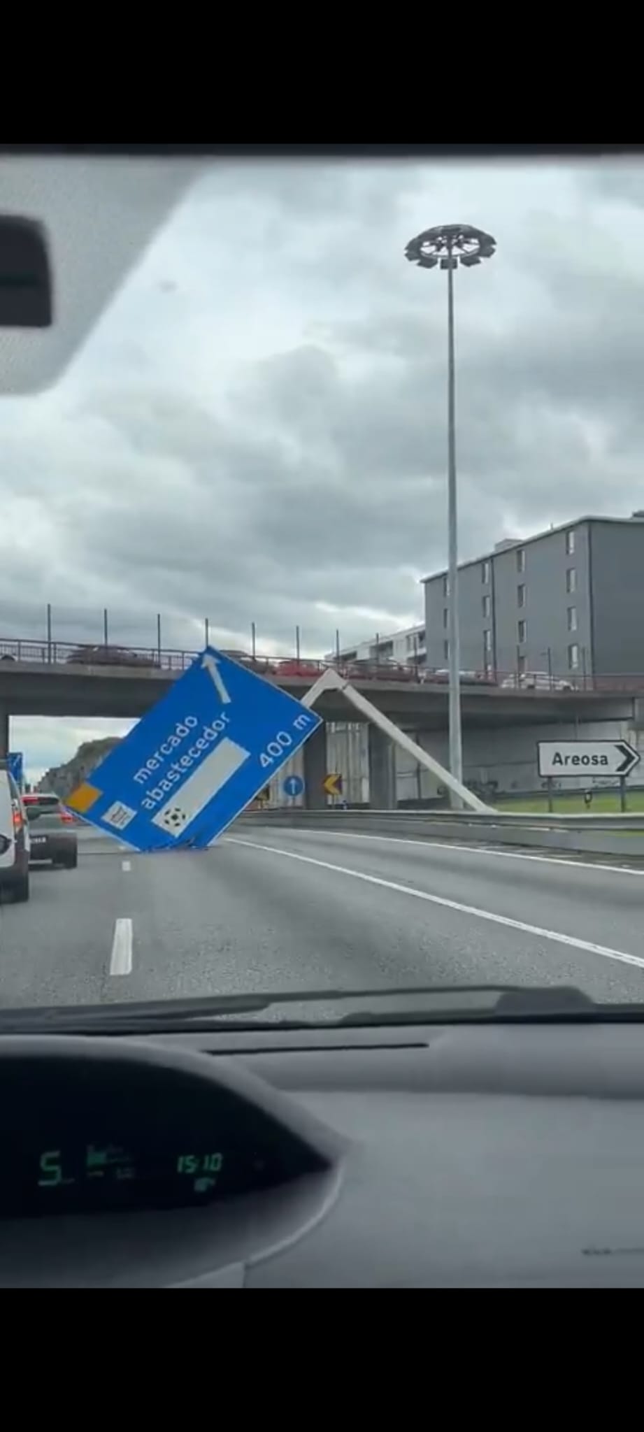 Porto: Painel de sinalização corta VCI