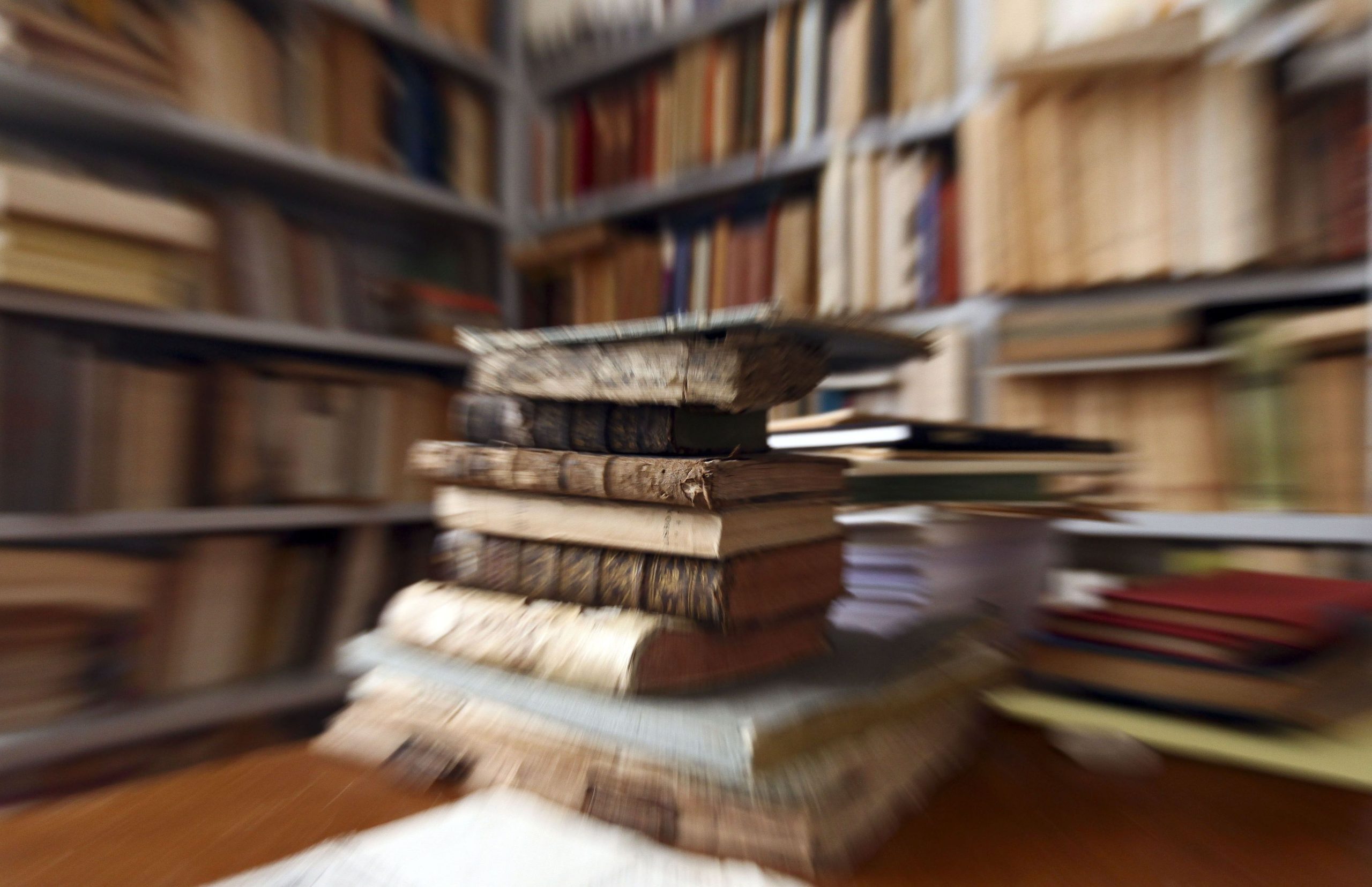 Manuscrito de “O Estrangeiro”, de Camus, vendido em Paris por 656 mil euros