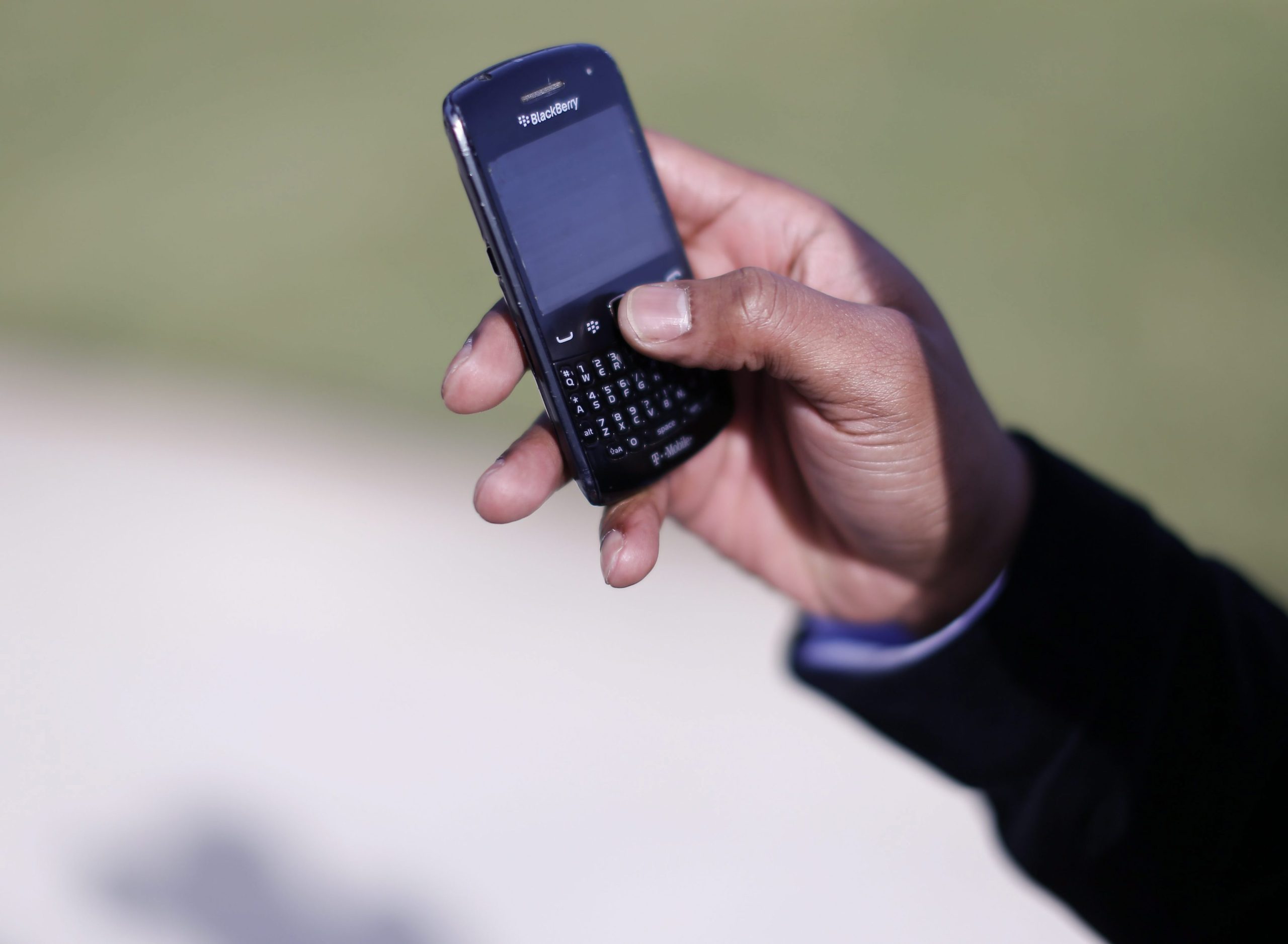 Primeiro SMS da história, enviado em 1992, foi leiloado como NFT por 107 mil euros