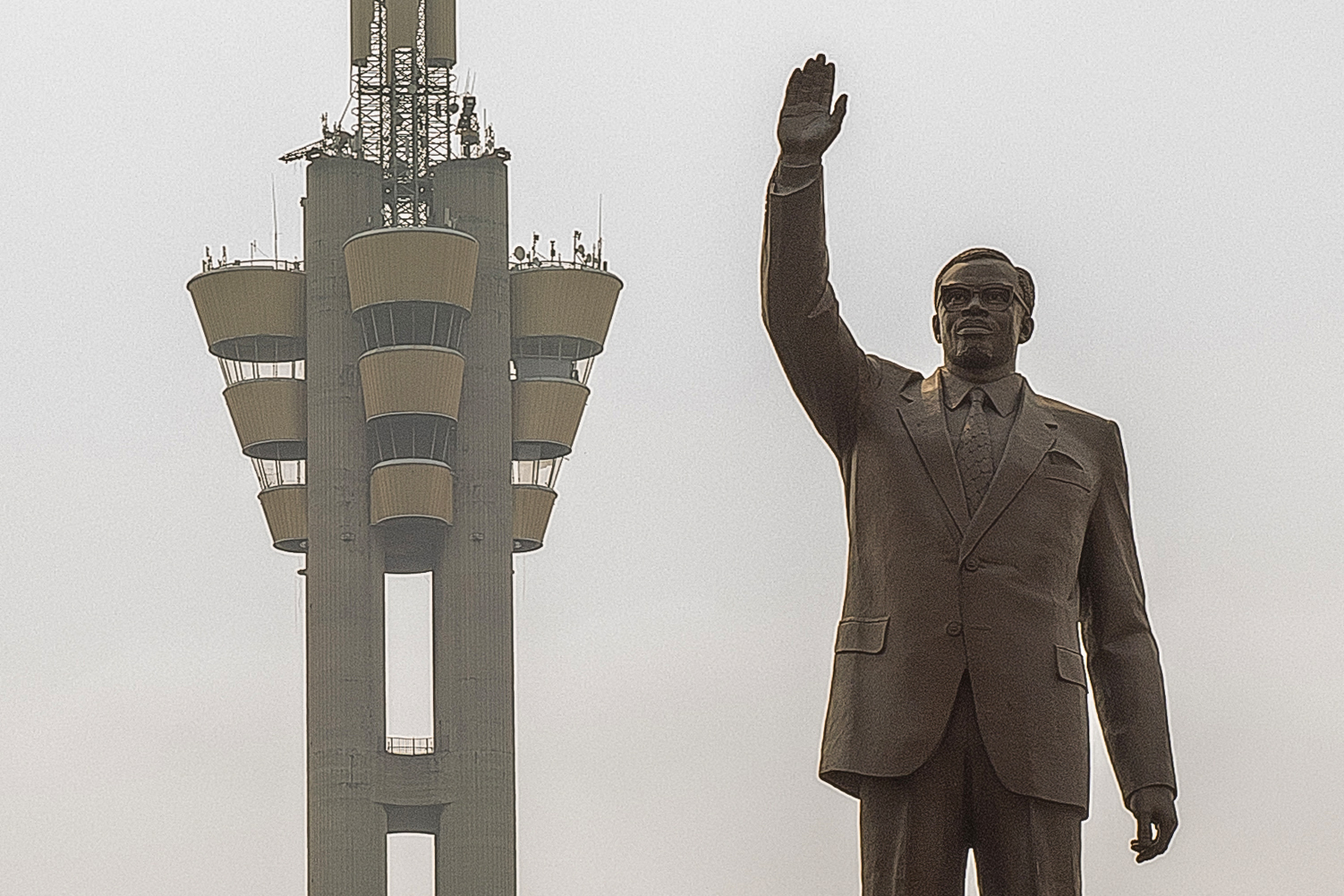 Bélgica devolve dente do herói da independência da República Democrática do Congo à família