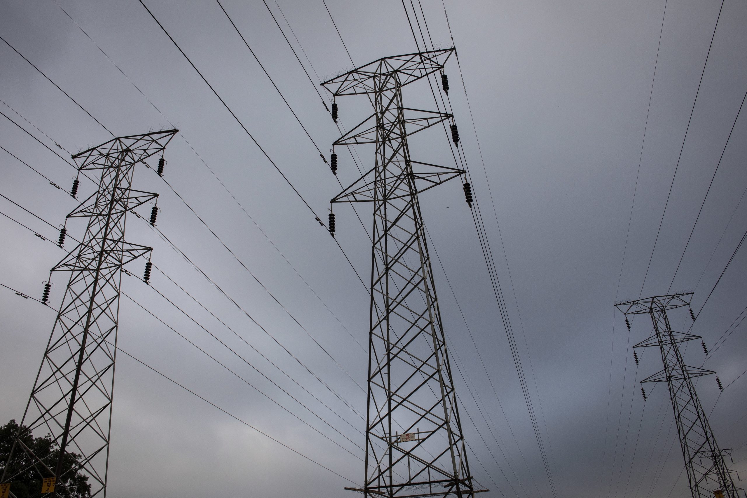 Estatal elétrica Eskom coloca África do Sul às escuras por tempo indeterminado