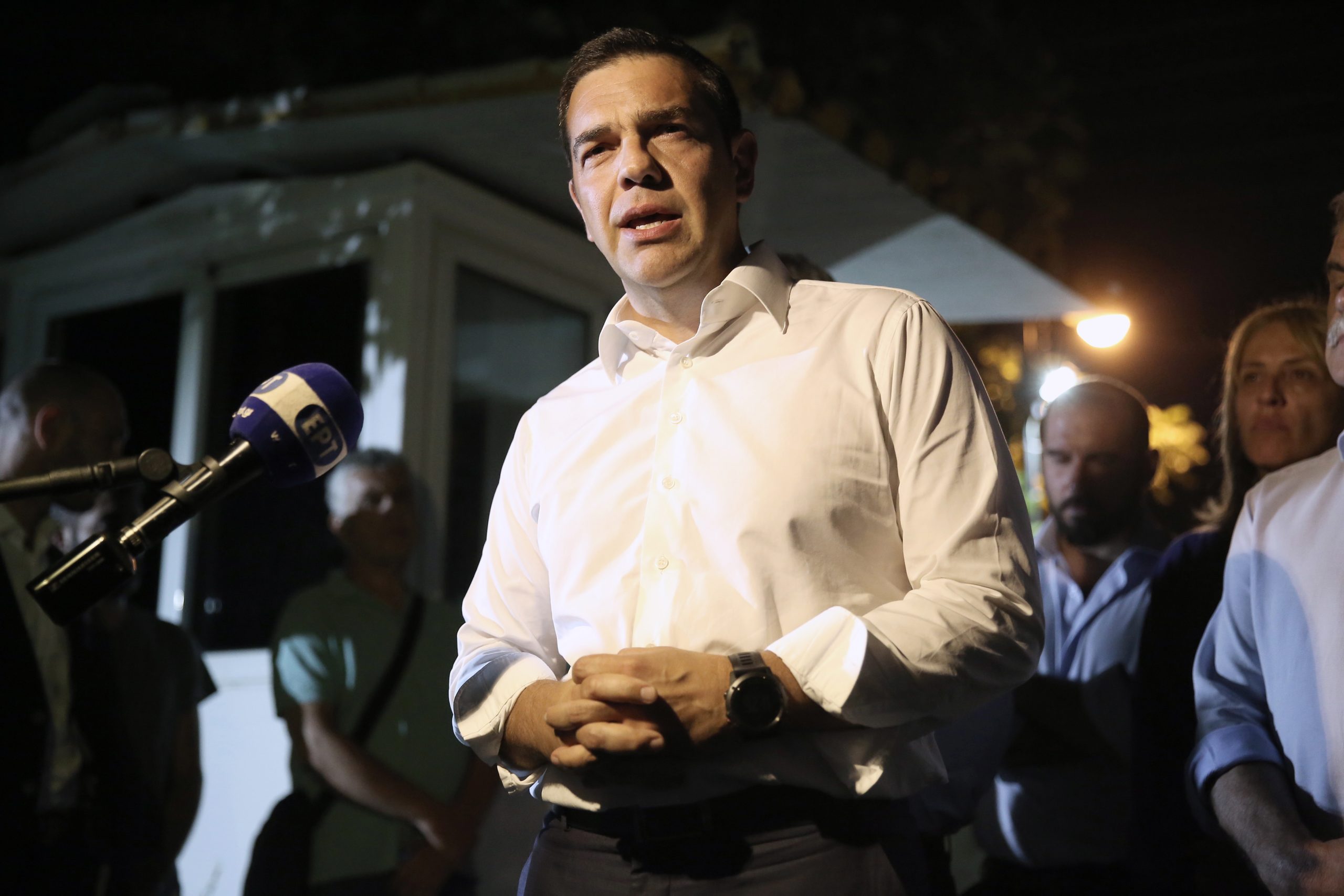 Grécia: Tsipras reconhece derrota nas legislativas e felicita líder da Nova Democracia