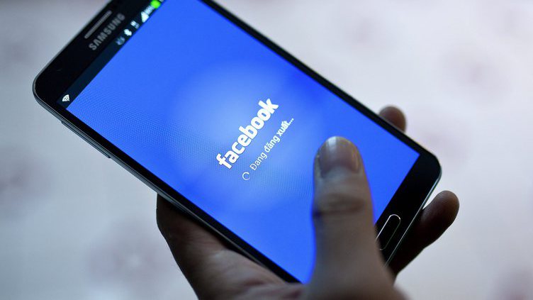 Facebook testa uma nova secção dedicada à informação local para acabar com as ‘fake news’