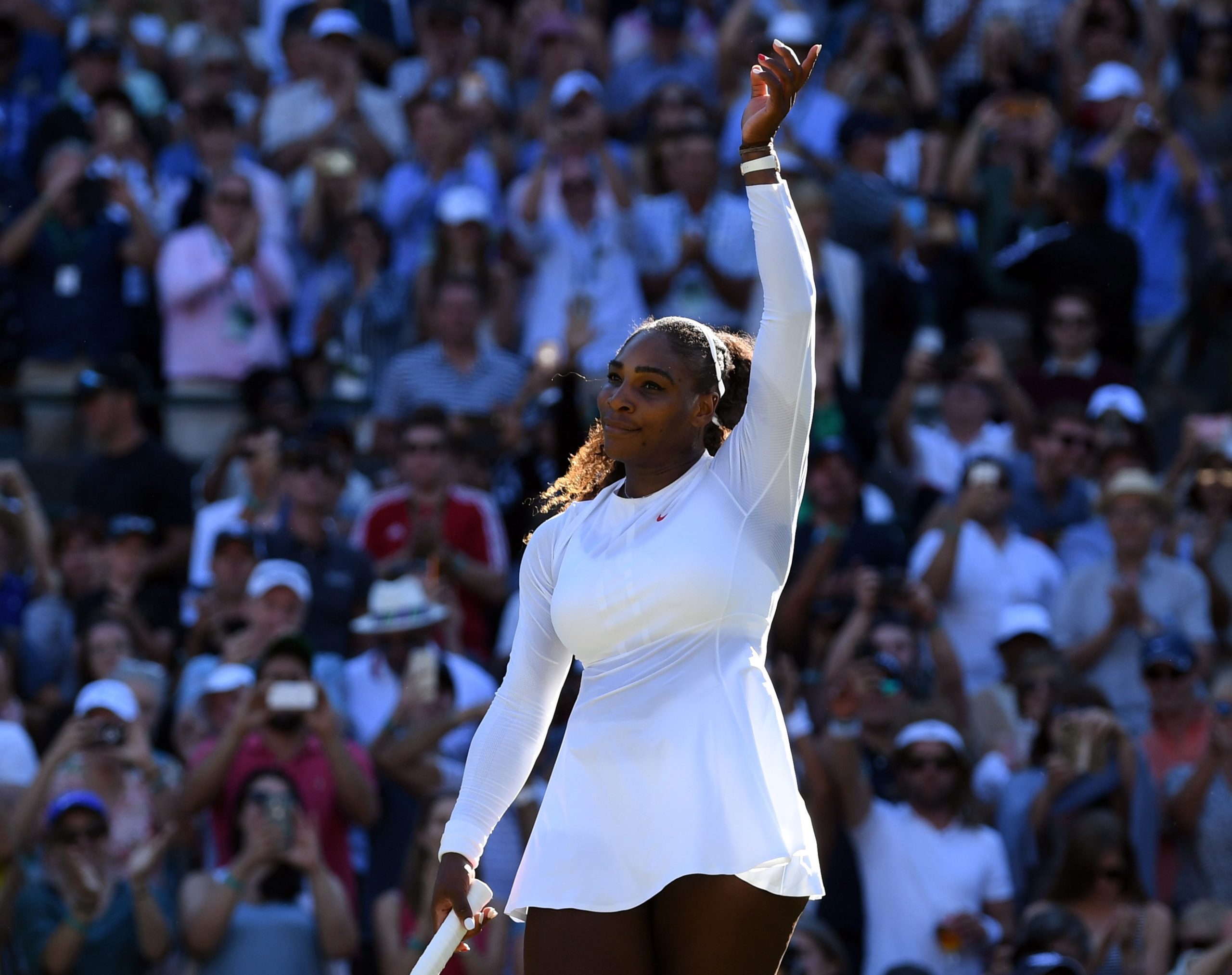 Tudo bem com Serena e Federer, no arranque de um Wimbledon já sem portugueses