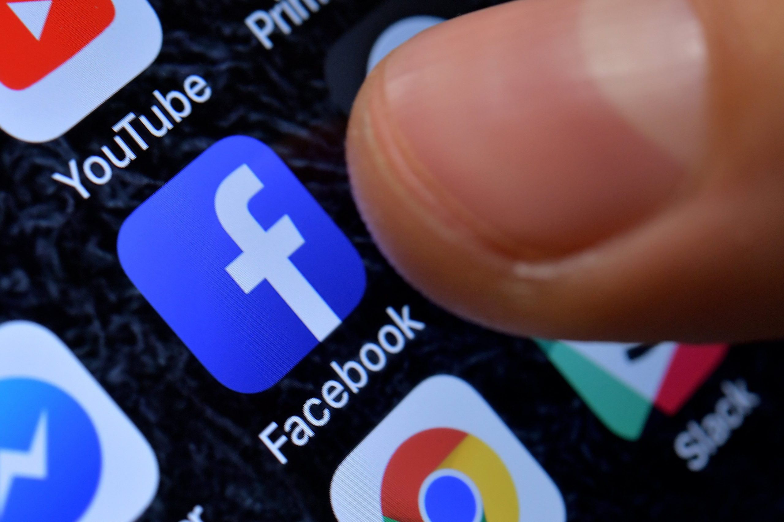 Facebook paga a utilizadores para recolher dados dos seus telemóveis, revela investigação do TechCrunch