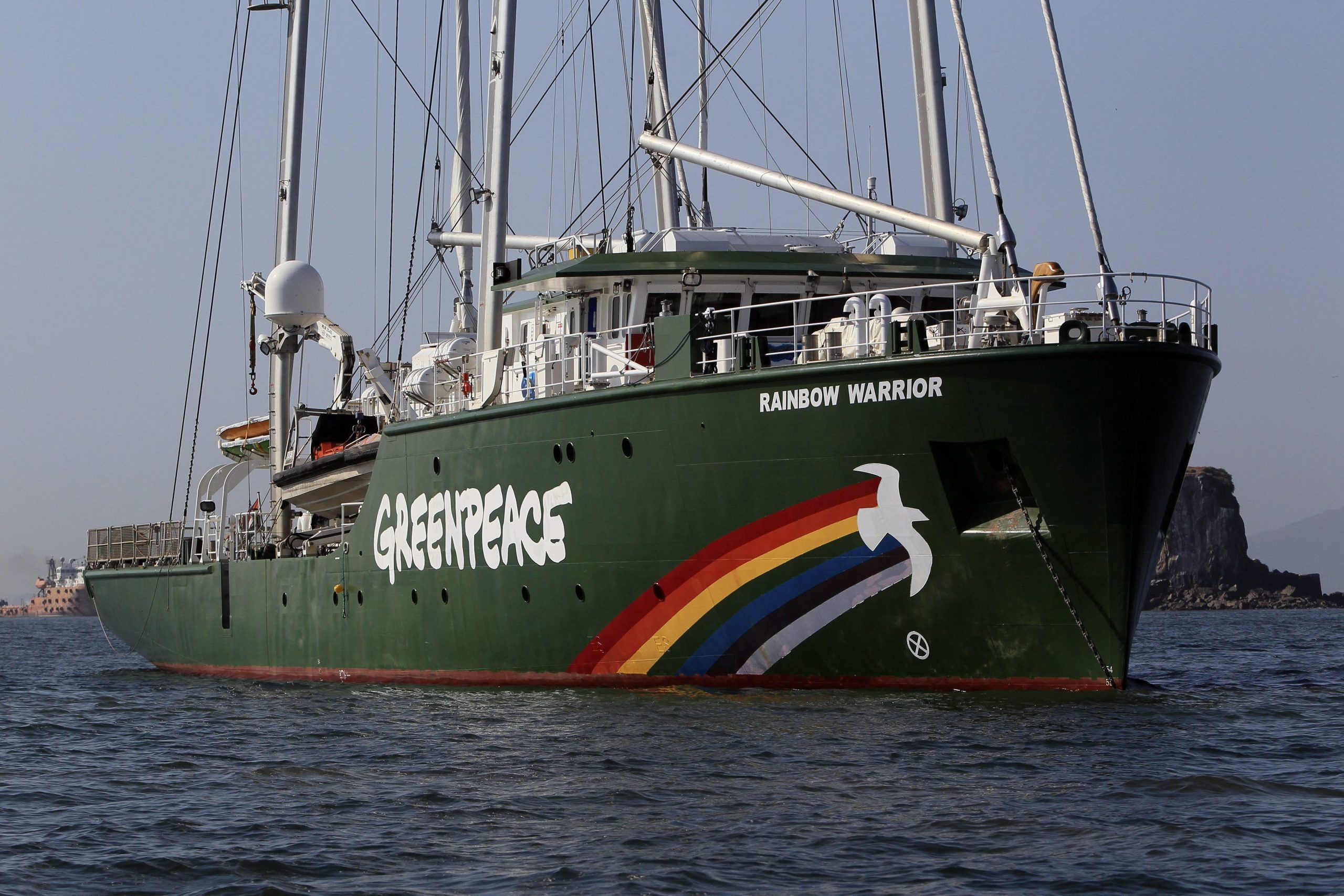 Greenpeace bloqueia descarga de gás natural russo na Finlândia