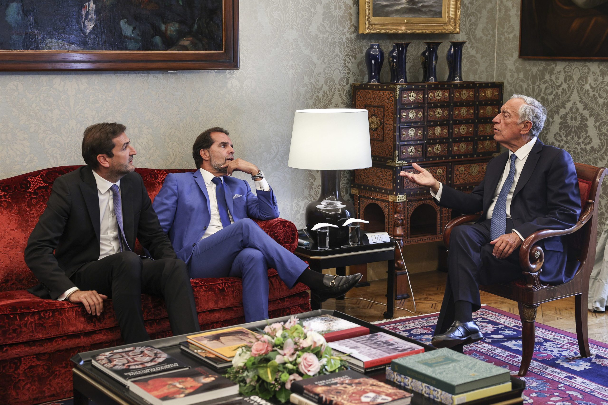 Marcelo dissolve parlamento na Madeira. Eleições antecipadas a 26 de maio
