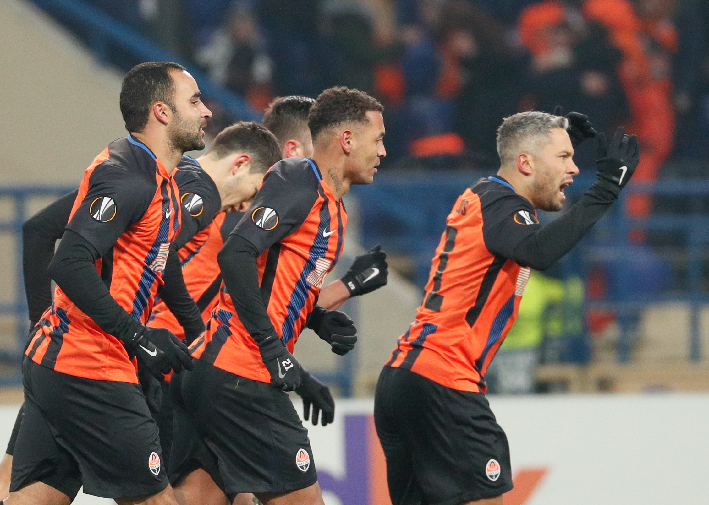 Shakhtar, de Paulo Fonseca, vence Mariupol e dá mais um passo rumo ao título ucraniano