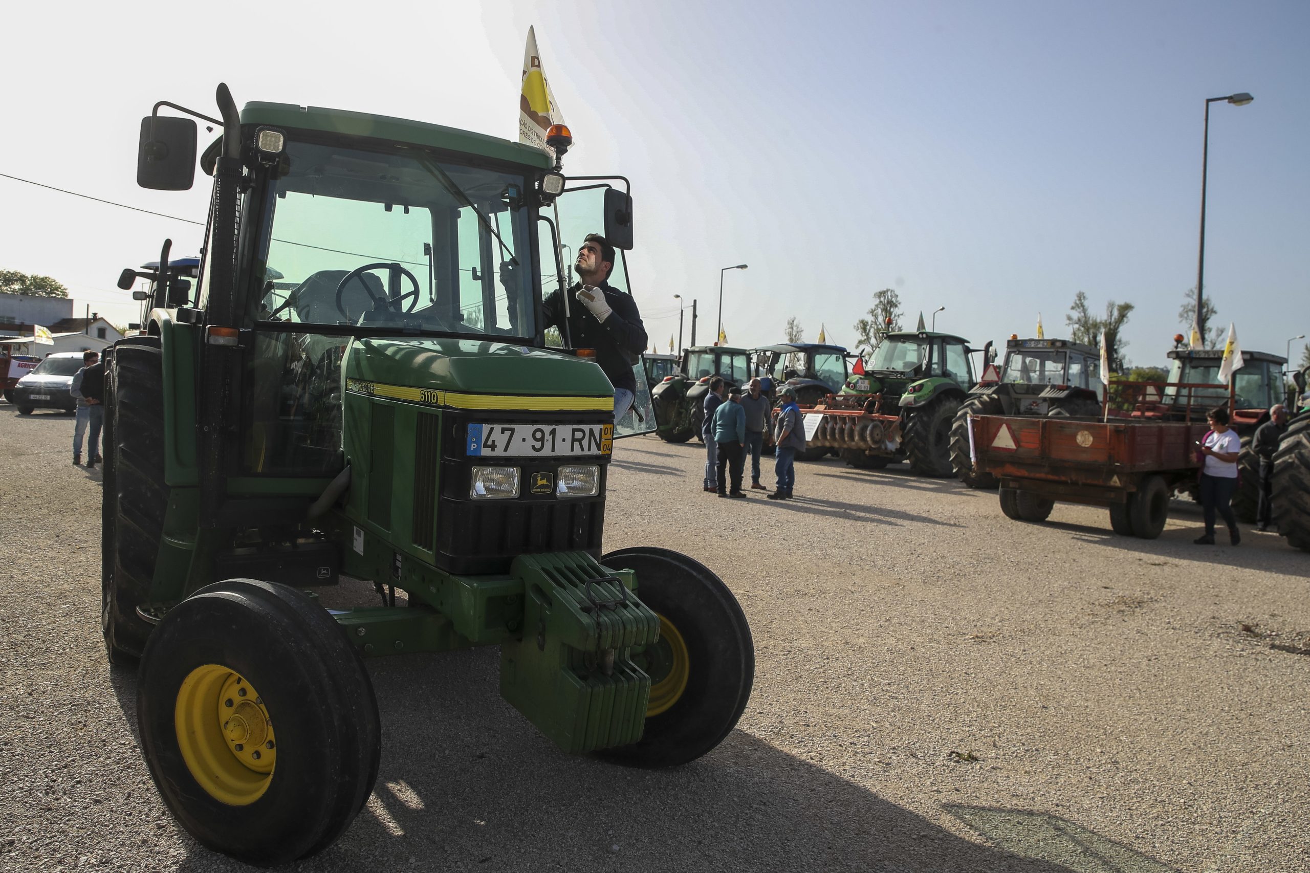 Da Lourinhã às Caldas da Rainha: Marcha lenta de agricultores vai protestar contra aumento de preços