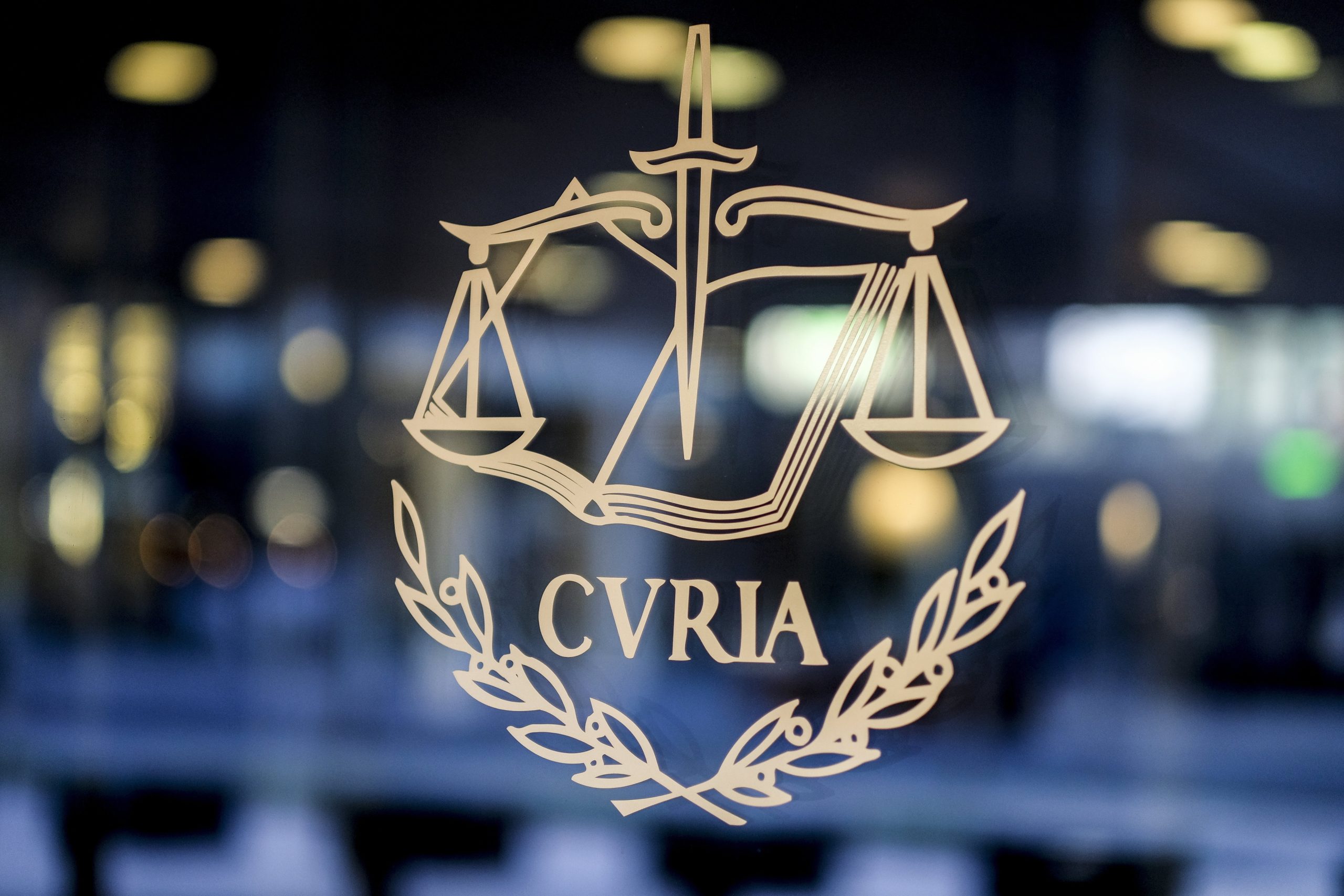 Tribunal da UE rejeita recurso da Hungria e Polónia e defende respeito pelo Estado de direito