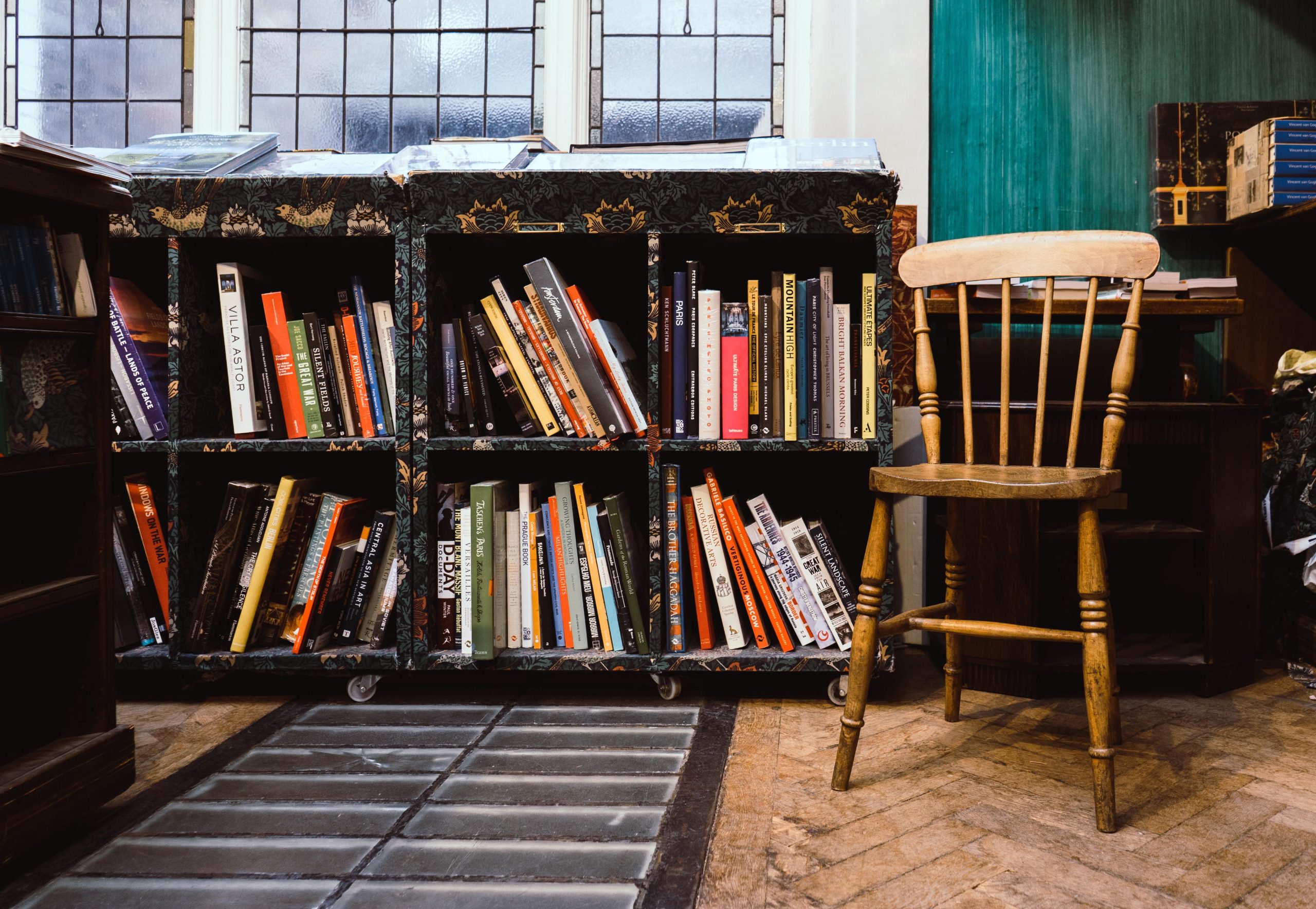 Atelier R2 Design vence Prémio Design de Livro 2020 com “Arquivo Diogo Seixas Lopes”