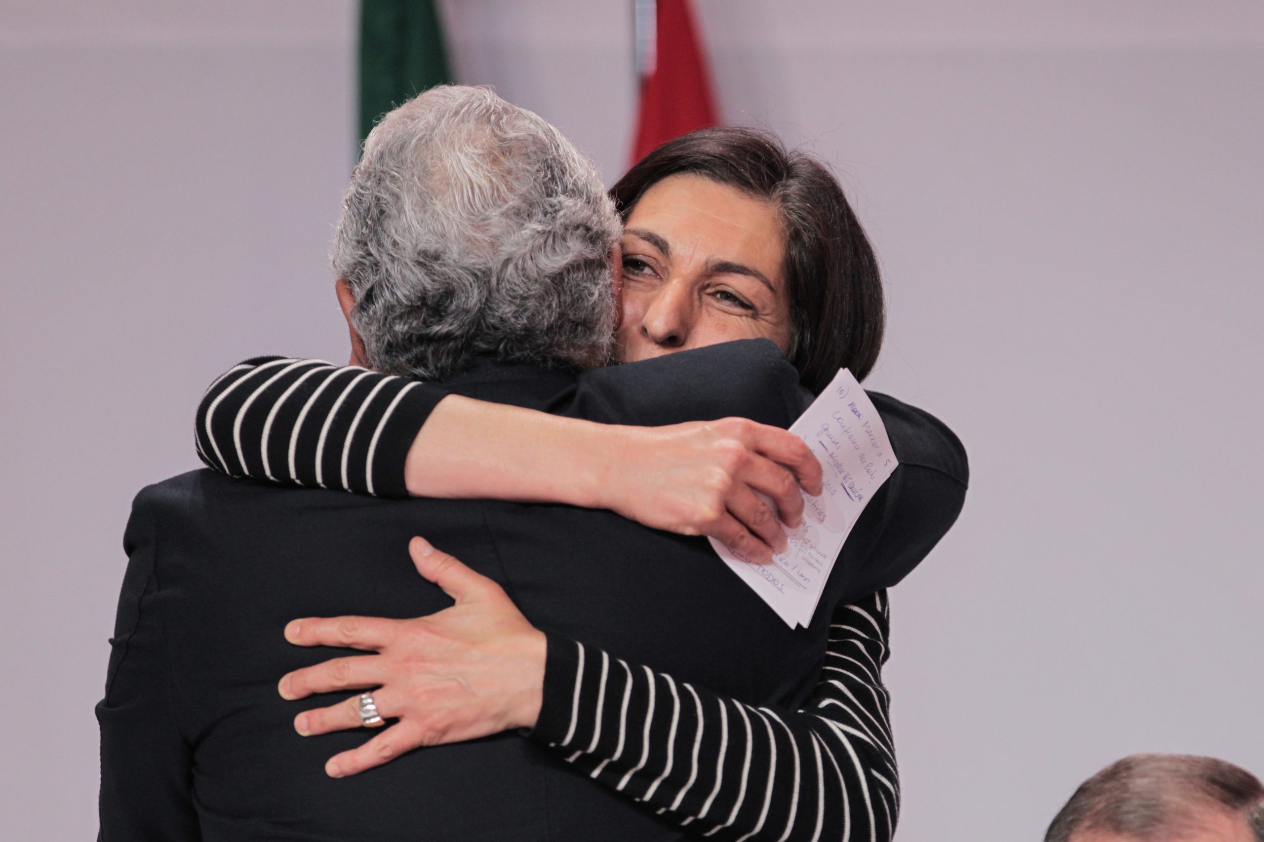 Congresso/PS: Ana Catarina Mendes levanta delegados depois de elogios a Costa