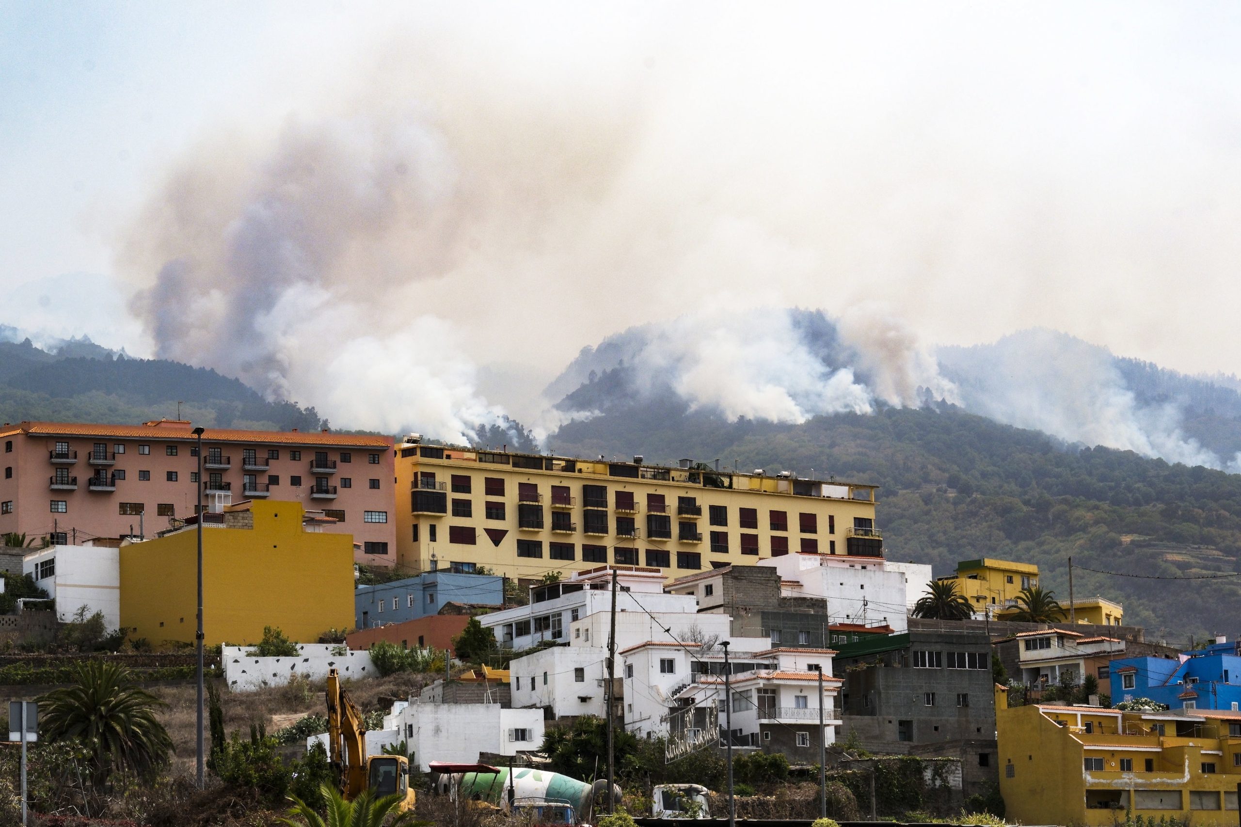 Incêndio em Tenerife obrigou à retirada de mais de 26 mil pessoas