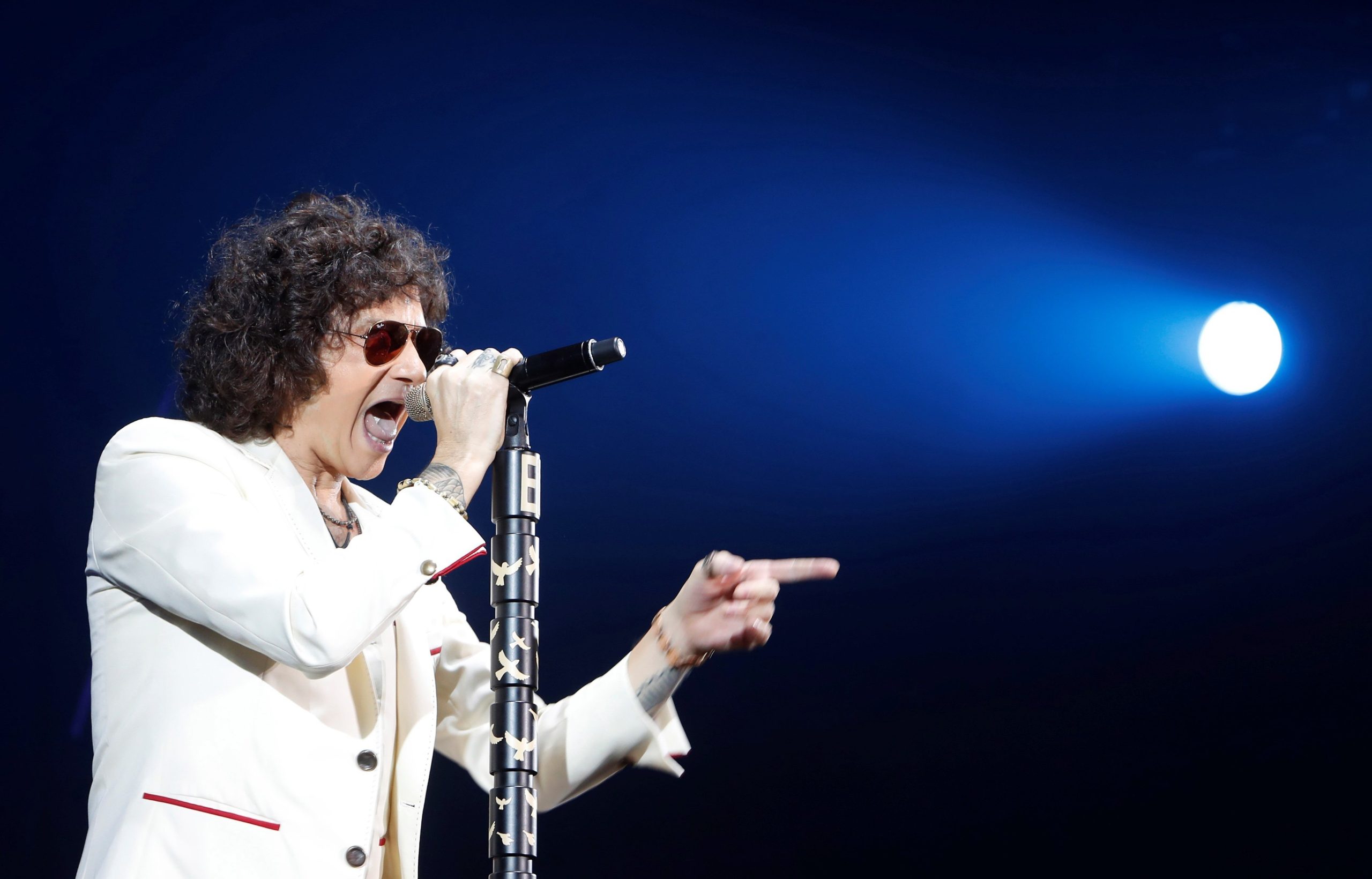 Vocalista dos Heroes Del Silencio Enrique Bunbury atua em Lisboa em junho