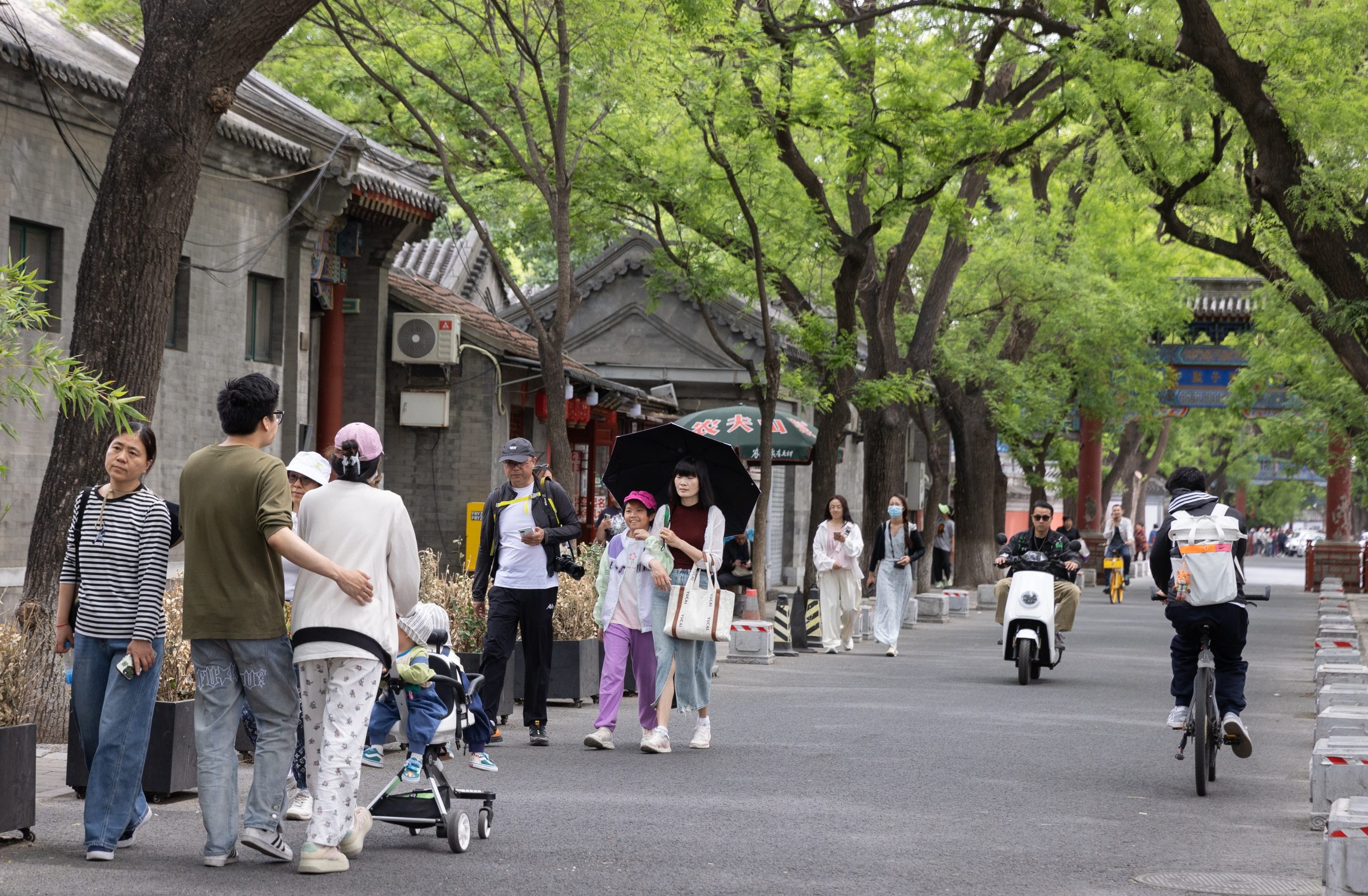 China alerta para espiões que se fazem passar por académicos, turistas ou amantes