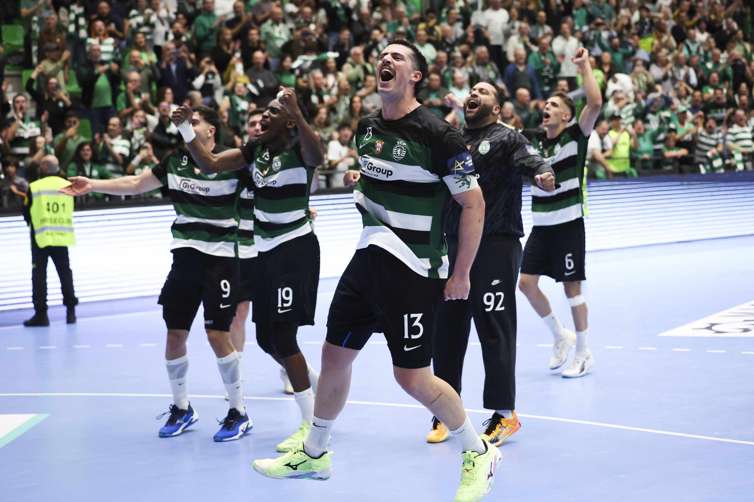 Sporting “de luxo” derrota Paris Saint-Germain na Liga dos Campeões de andebol
