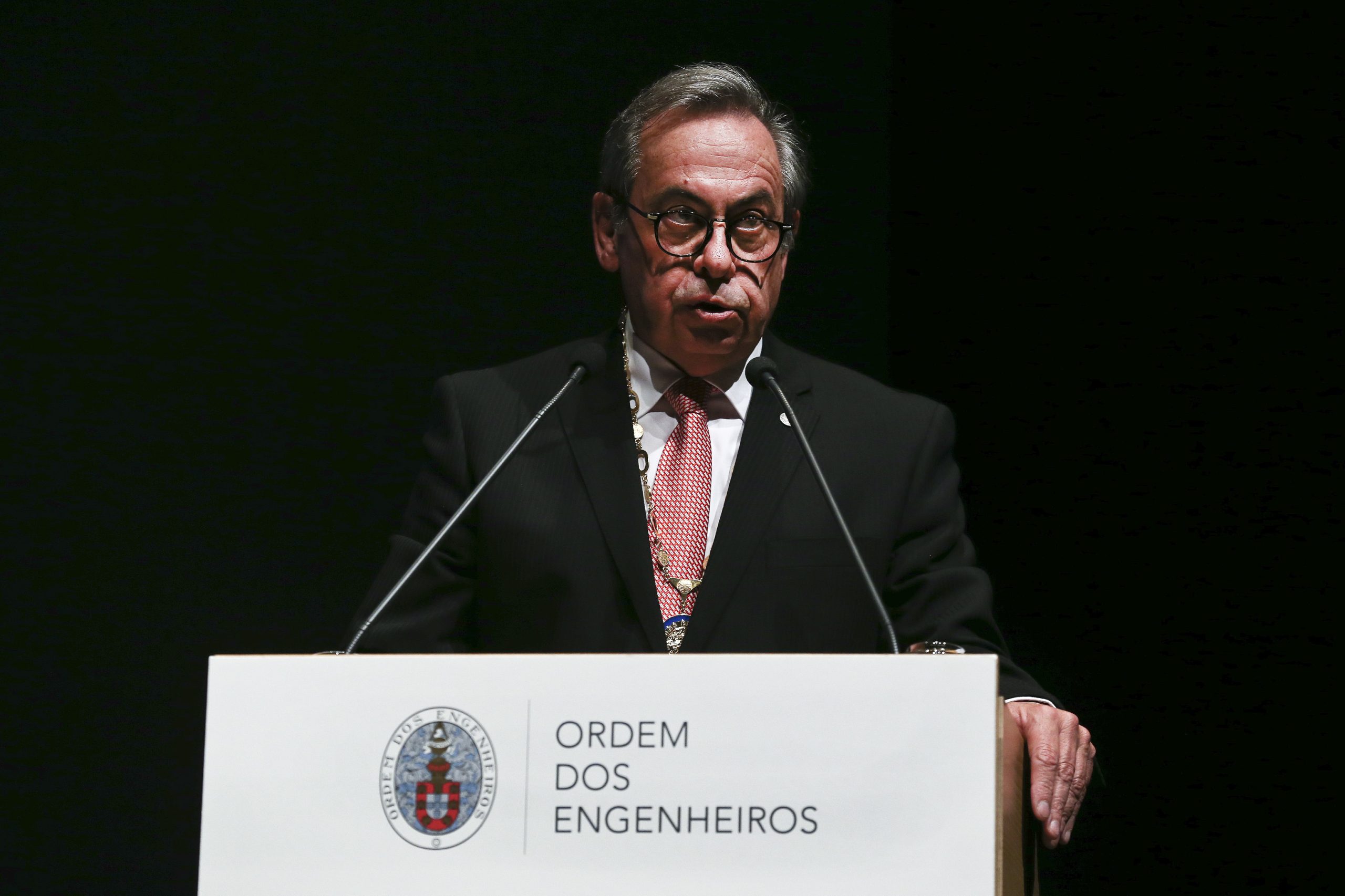 Ordem dos Engenheiros diz que decreto para assinar projetos revela alguma “reposição da justiça”