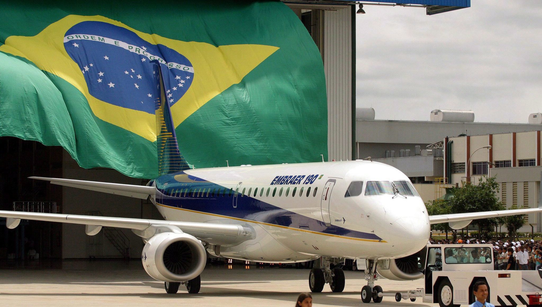 Embraer regista prejuízo de 215 milhões de euros no primeiro trimestre do ano