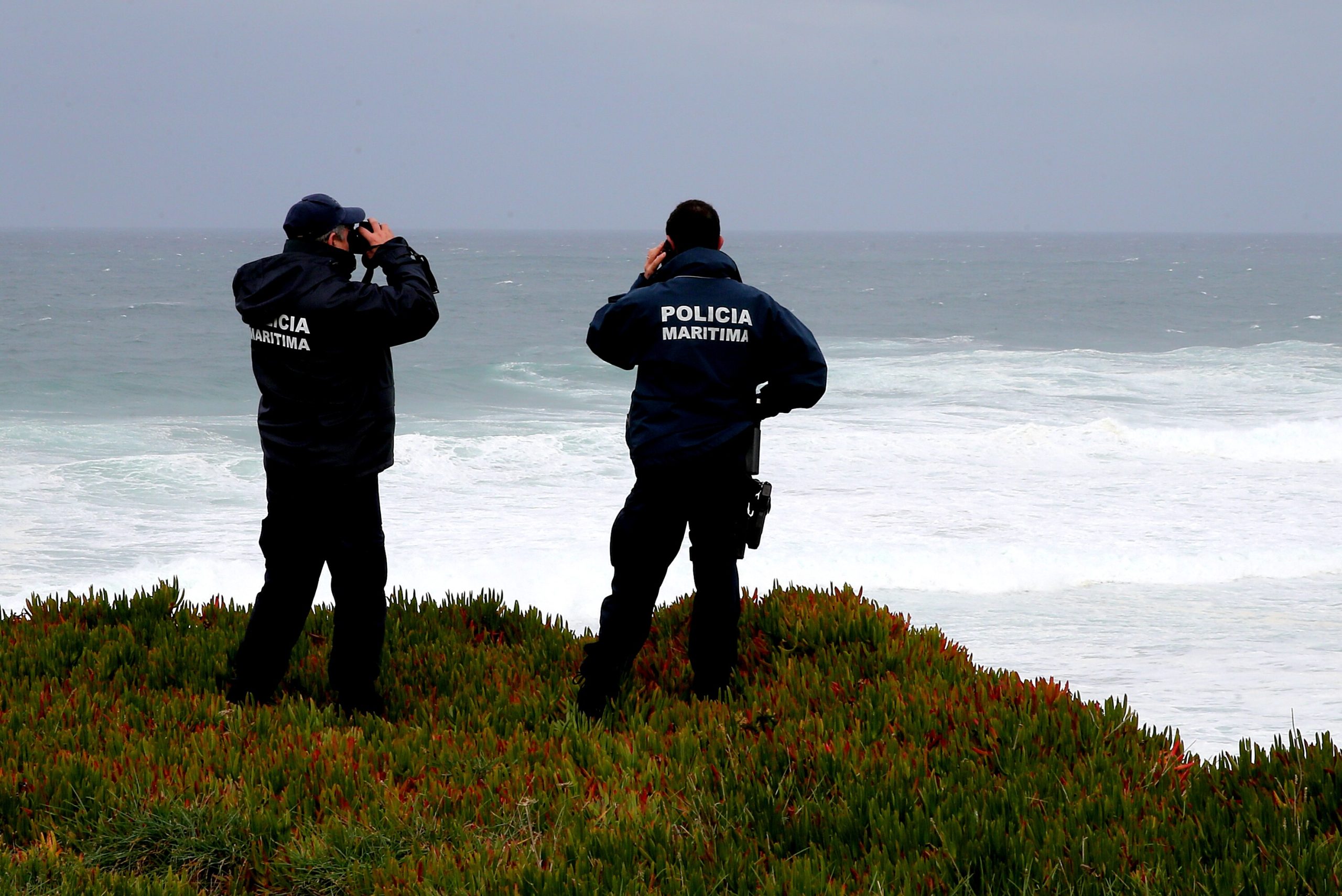Buscas para encontrar homem desaparecido no mar na Madeira sem resultado