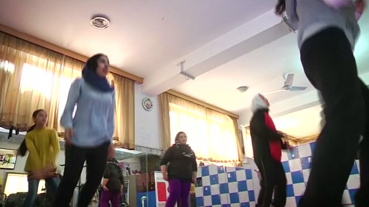 Afeganistão: antes era proibido dançar. Agora chegou a zumba