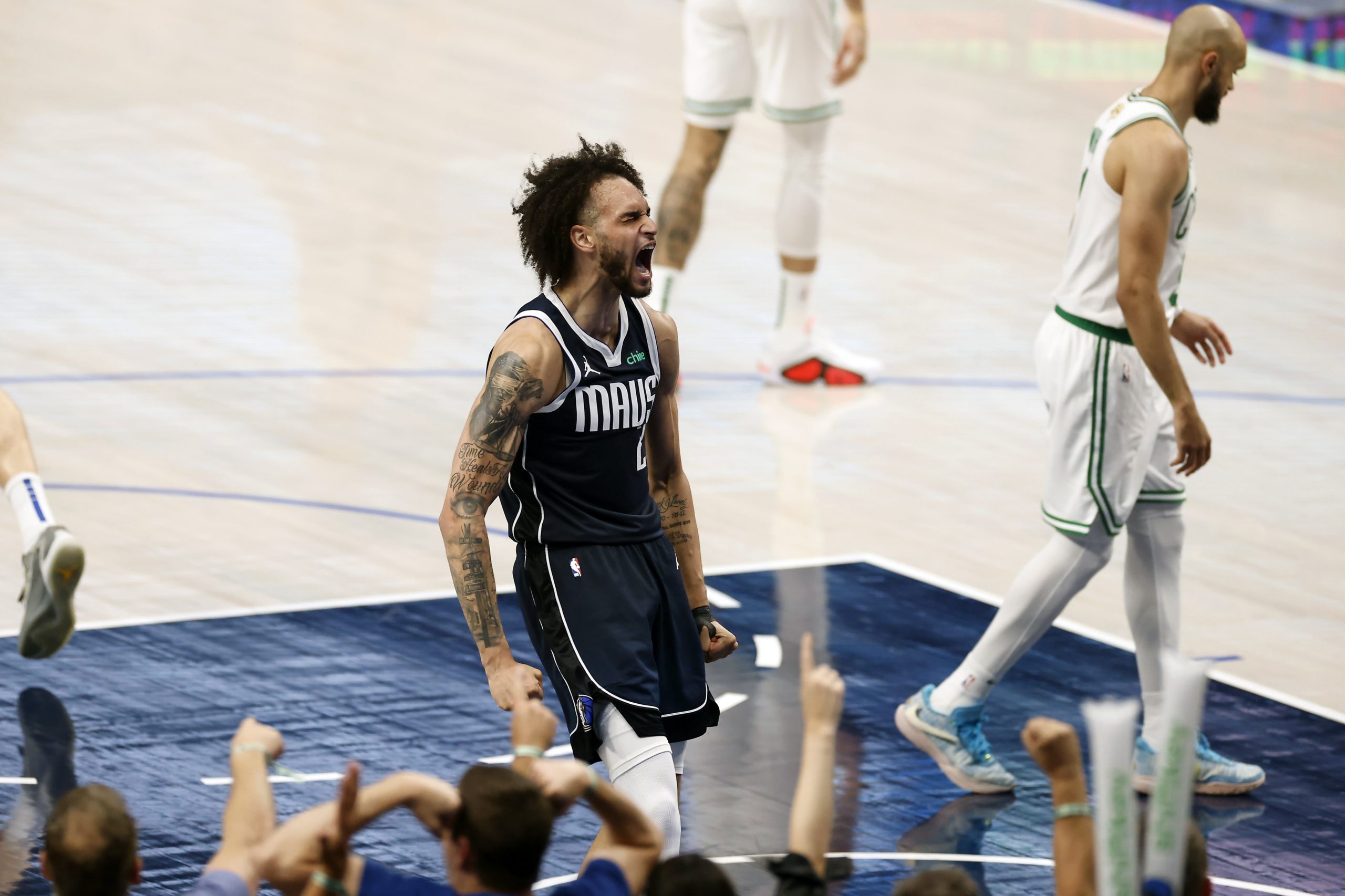 Mavericks esmagam Celtics e salvam primeiro ‘match point’ na final da NBA