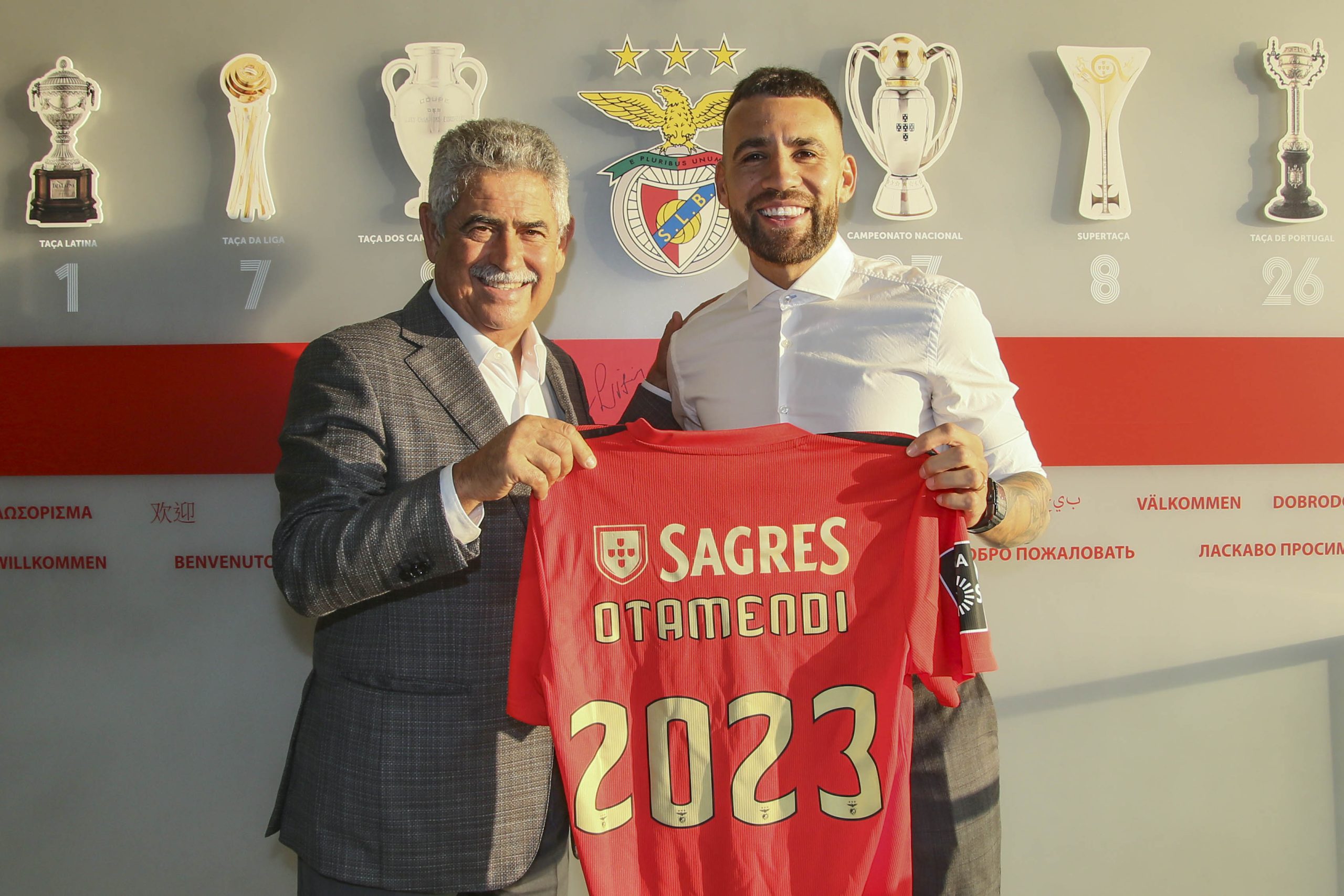Jorge Jesus confirma dupla Otamendi-Jardel na defesa do Benfica frente ao Farense