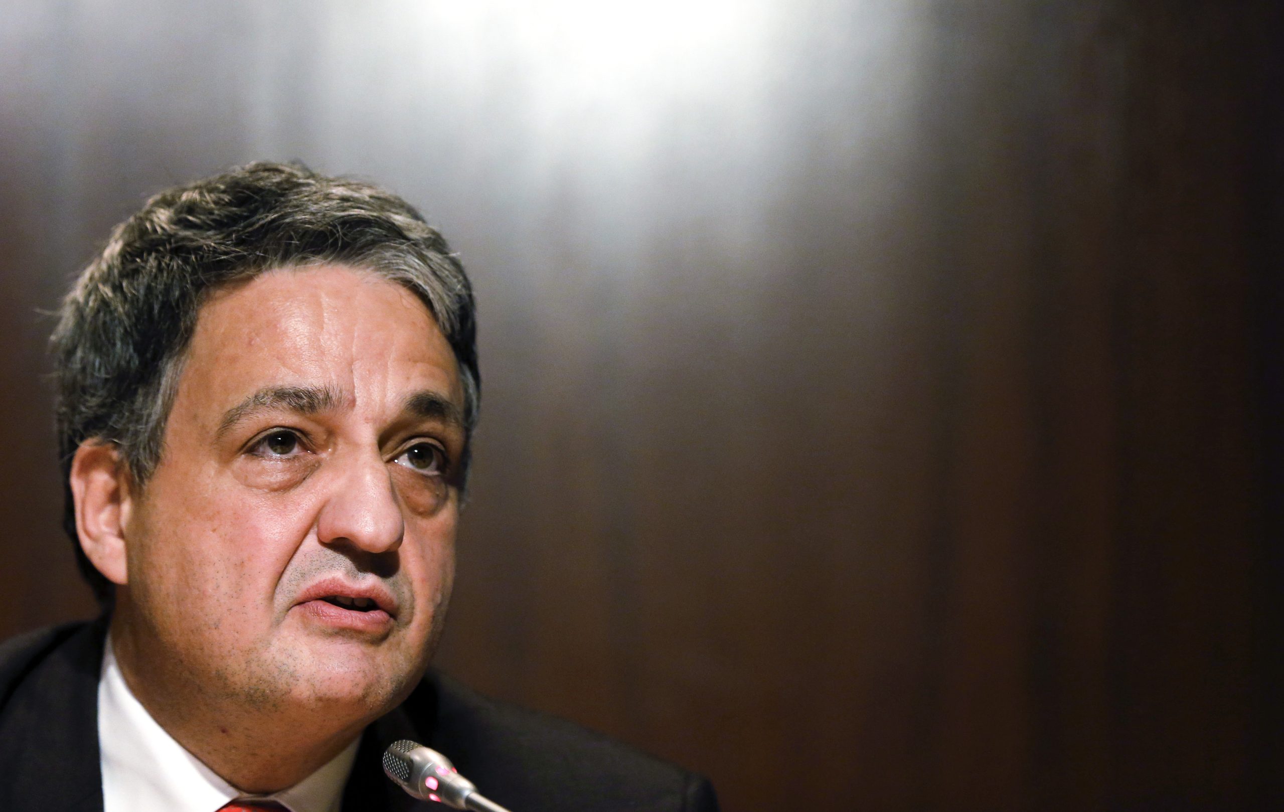 Paulo Macedo nega ter exercido pressões para beneficiar Octapharma e seus dirigentes