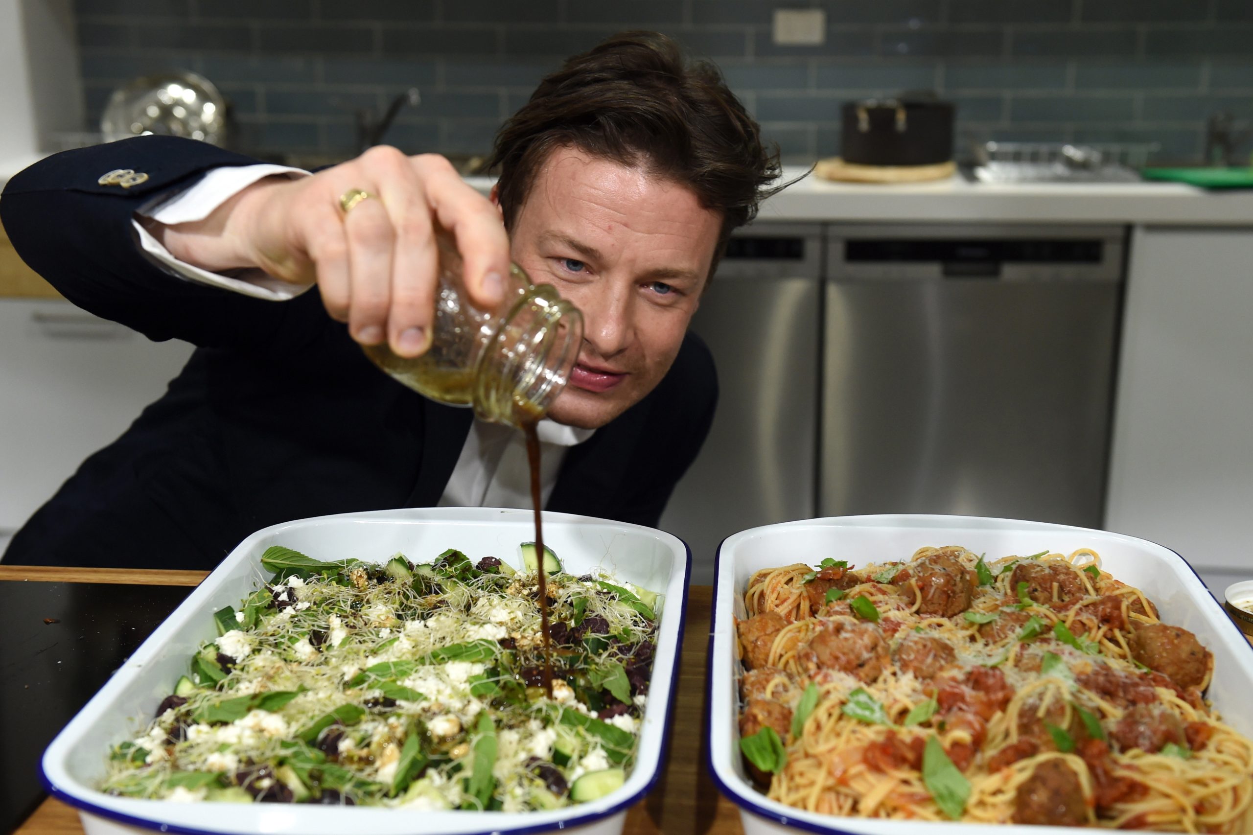 O império de restaurantes de Jamie Oliver colapsou. Há mil empregos em risco