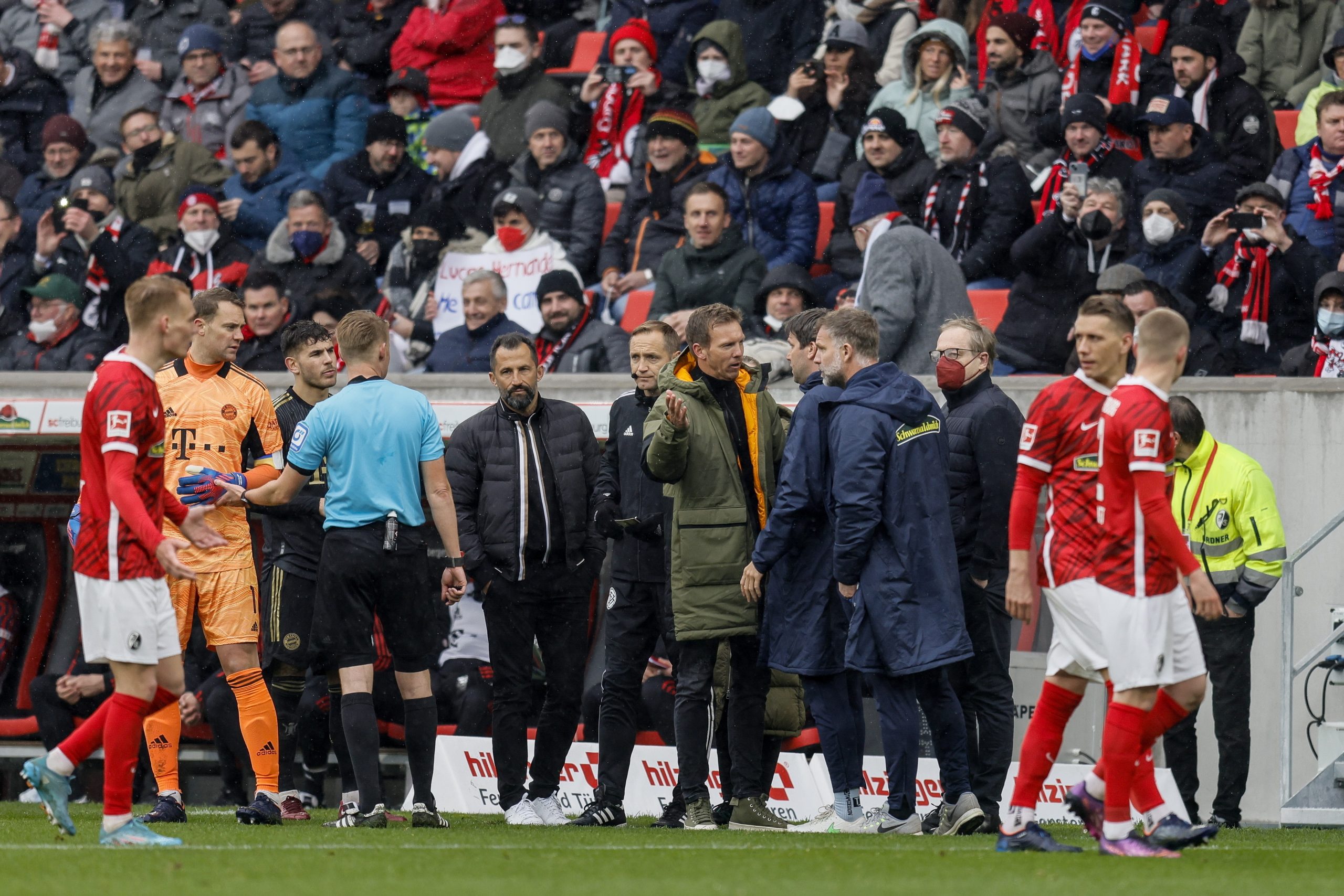 Bundesliga: Bayern Munique pode perder jogo após atuar com 12 por erro nas substituições