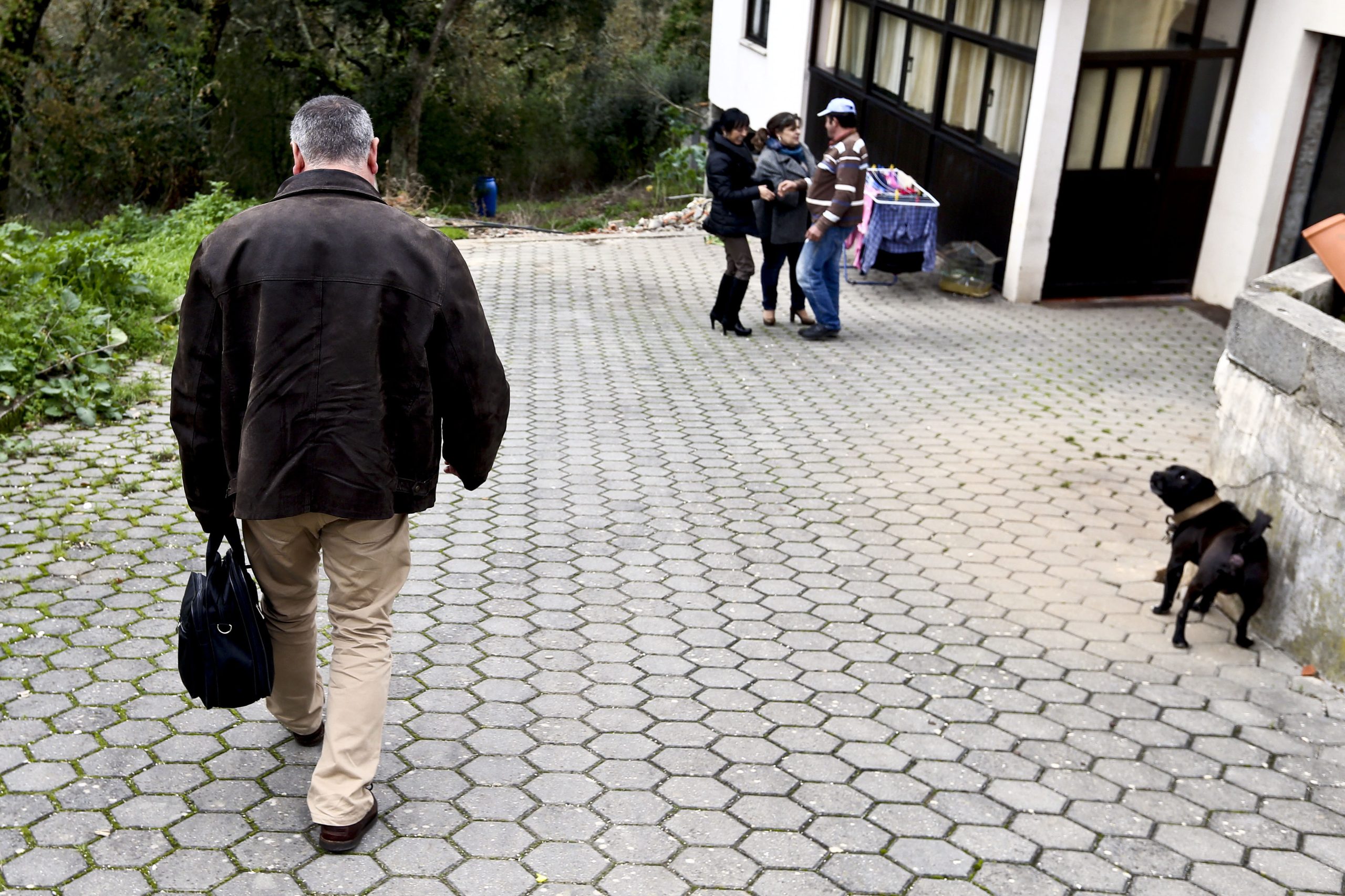 Ministro da Defesa anuncia geradores e telas impermeáveis para o concelho de Figueiró dos Vinhos