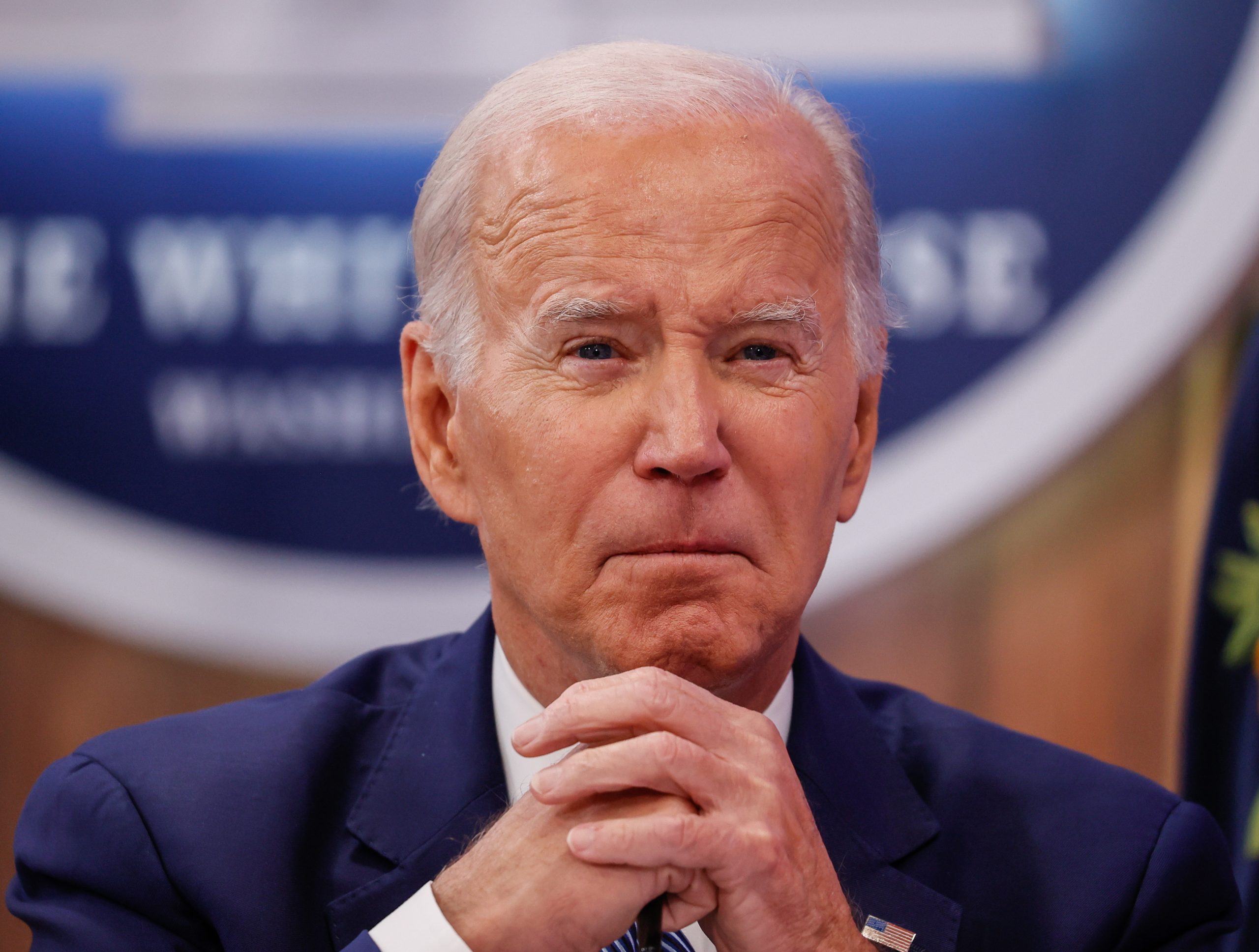 Biden considera possível “recessão muito ligeira” nos Estados Unidos